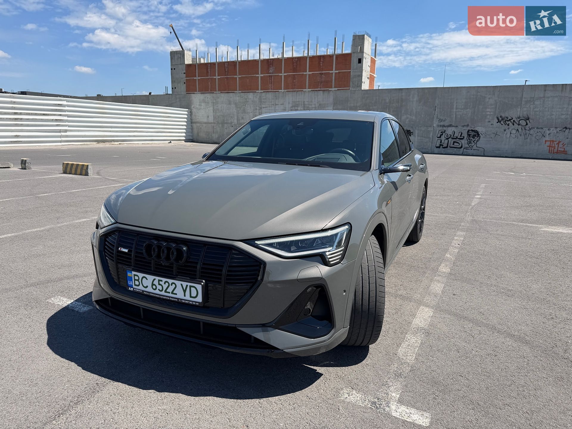 Audi e-tron Sportback 2022 VIN WAUZZZGE6NB031409 фото оголошення 2 з 33