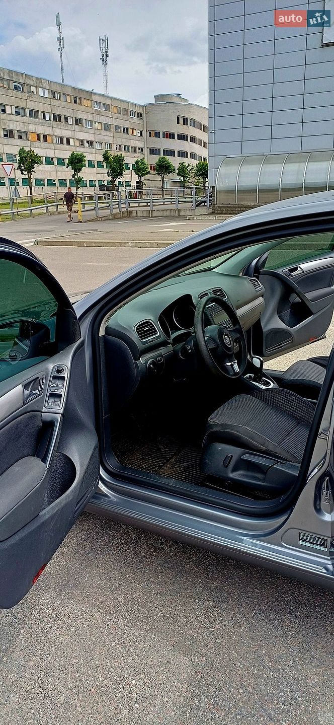 Volkswagen Golf 2011 VIN WVWDB7AJXBW309387 фото оголошення 4 з 11