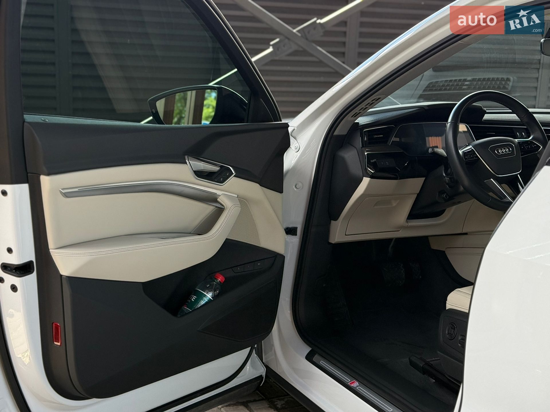 Audi e-tron Sportback 2021 VIN WA11AAGE0NB020294 фото оголошення 26 з 48