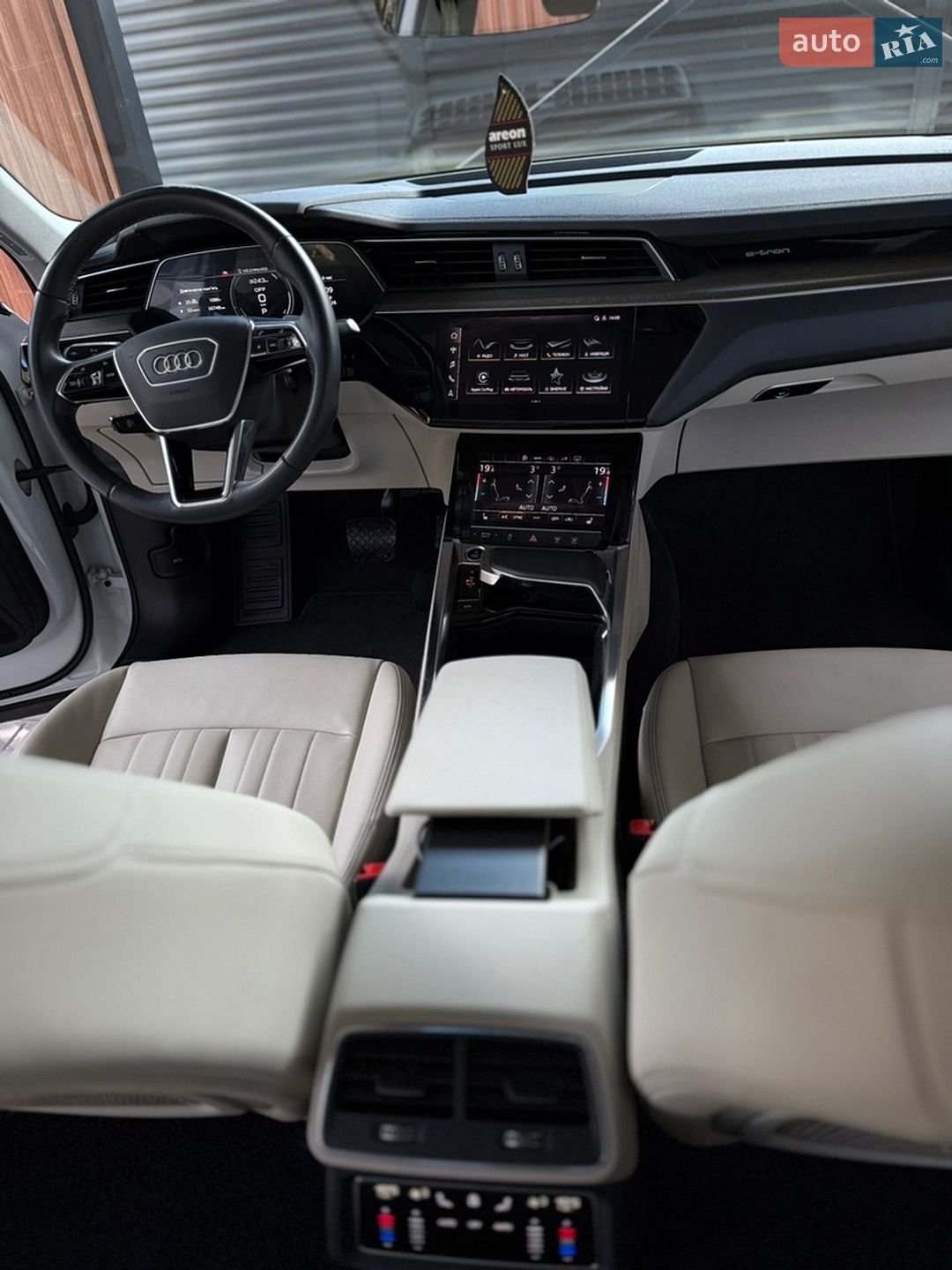 Audi e-tron Sportback 2021 VIN WA11AAGE0NB020294 фото оголошення 28 з 48
