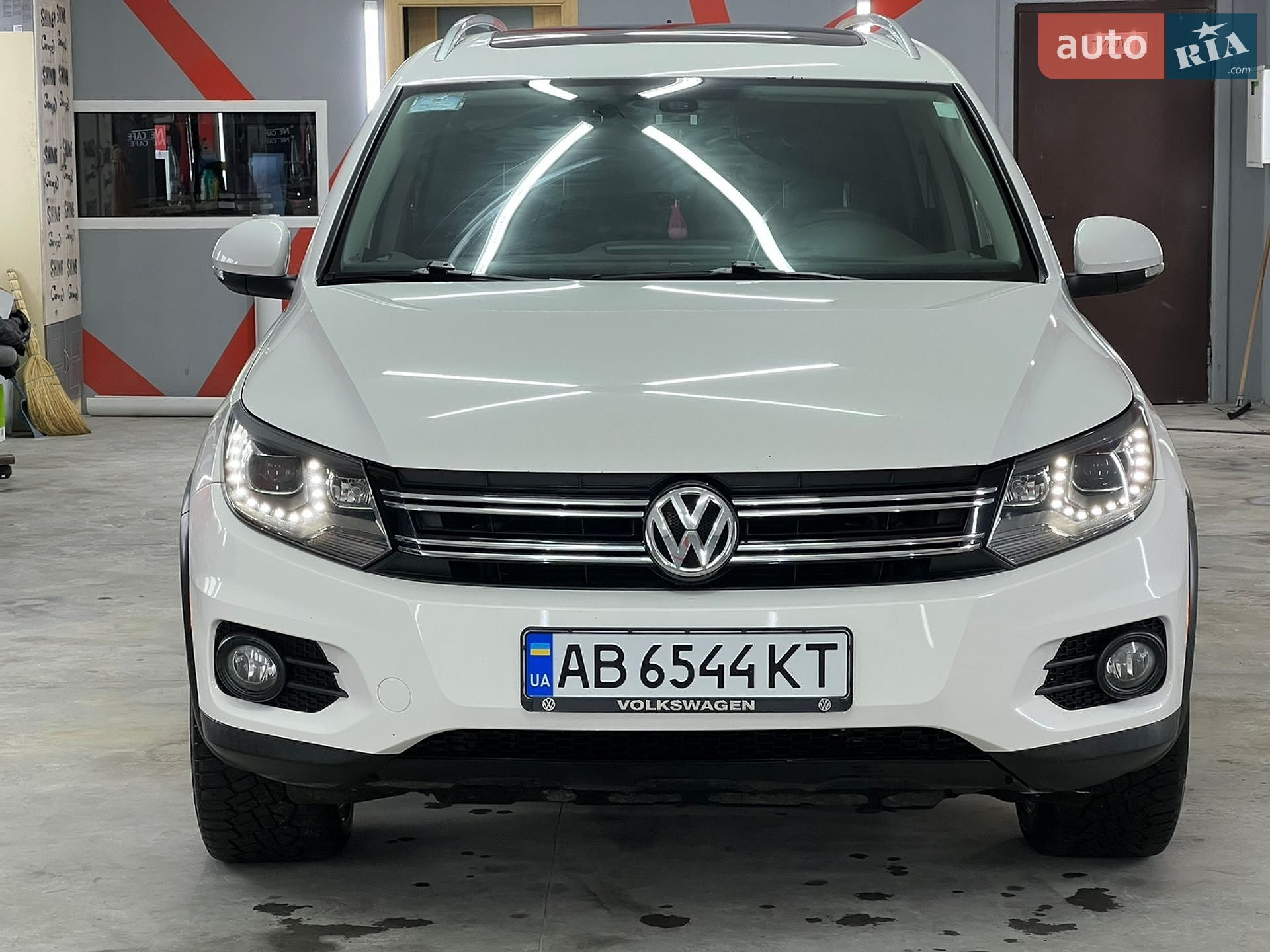Volkswagen Tiguan 2013 VIN WVGBV3AXXDW583912 фото оголошення 11 з 25