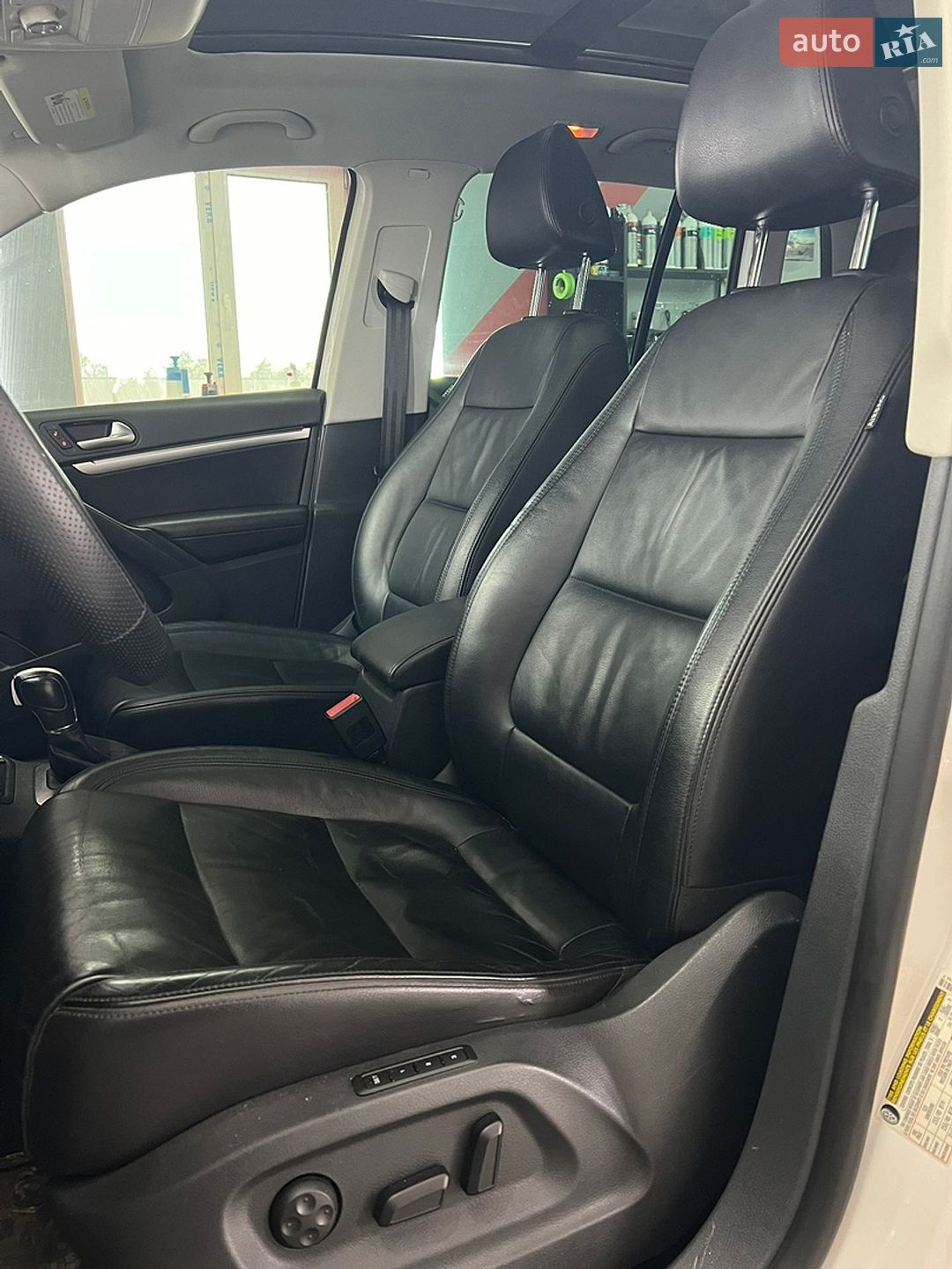 Volkswagen Tiguan 2013 VIN WVGBV3AXXDW583912 фото оголошення 23 з 25