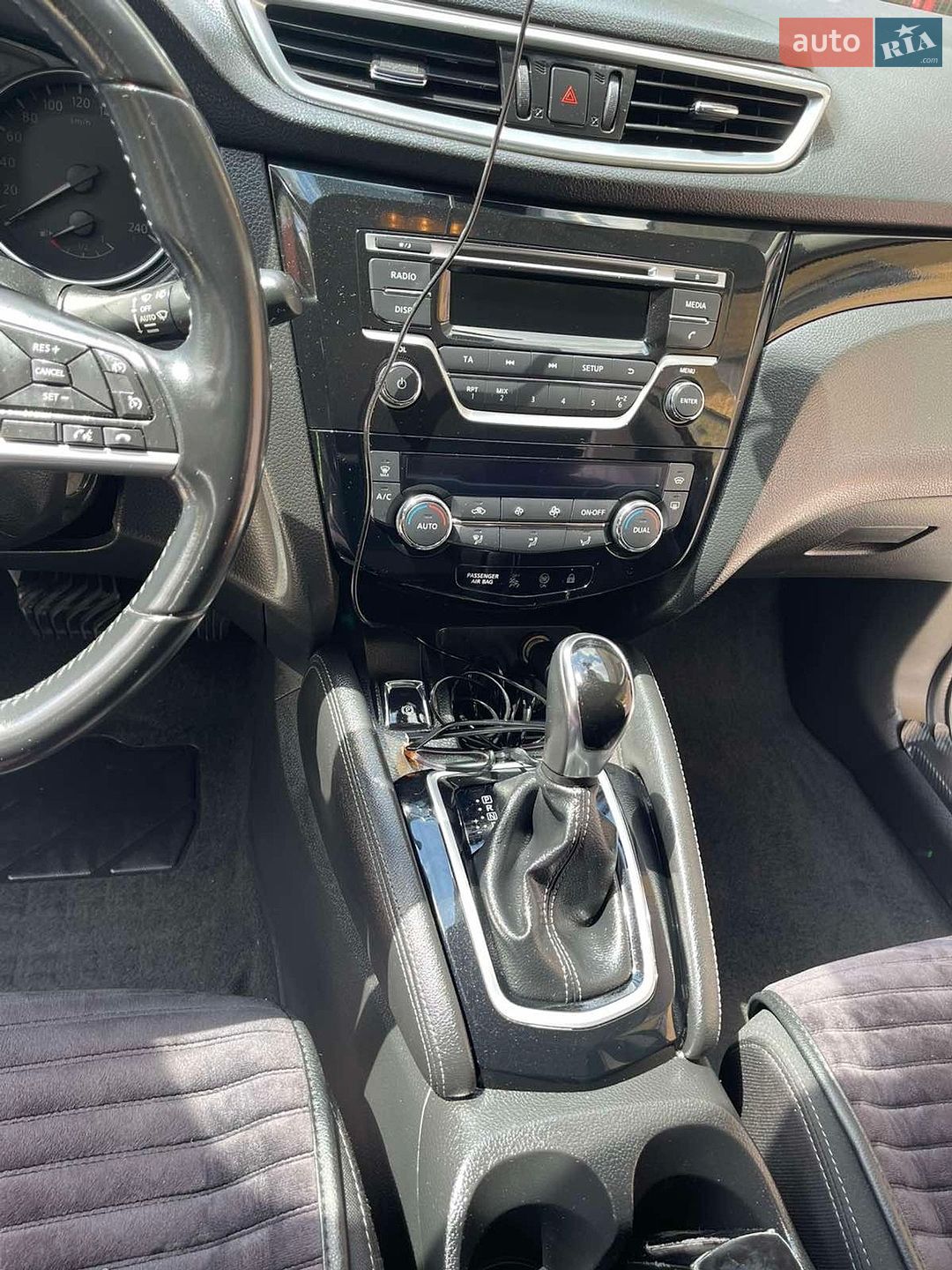 Nissan Qashqai 2018 VIN SJNFEAJ11U2381536 фото оголошення 4 з 9