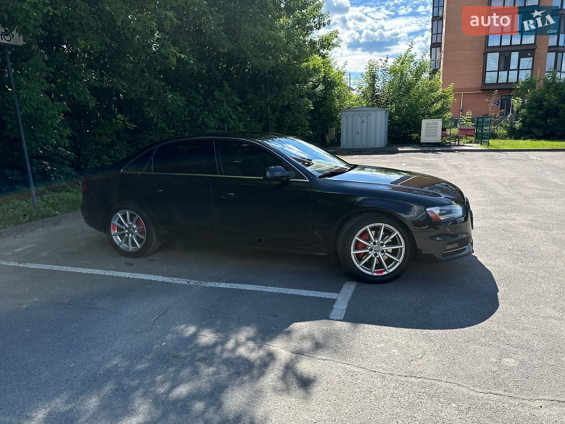 Audi A4 2014 VIN WAUFFAFL2FN025300 фото оголошення 5 з 14