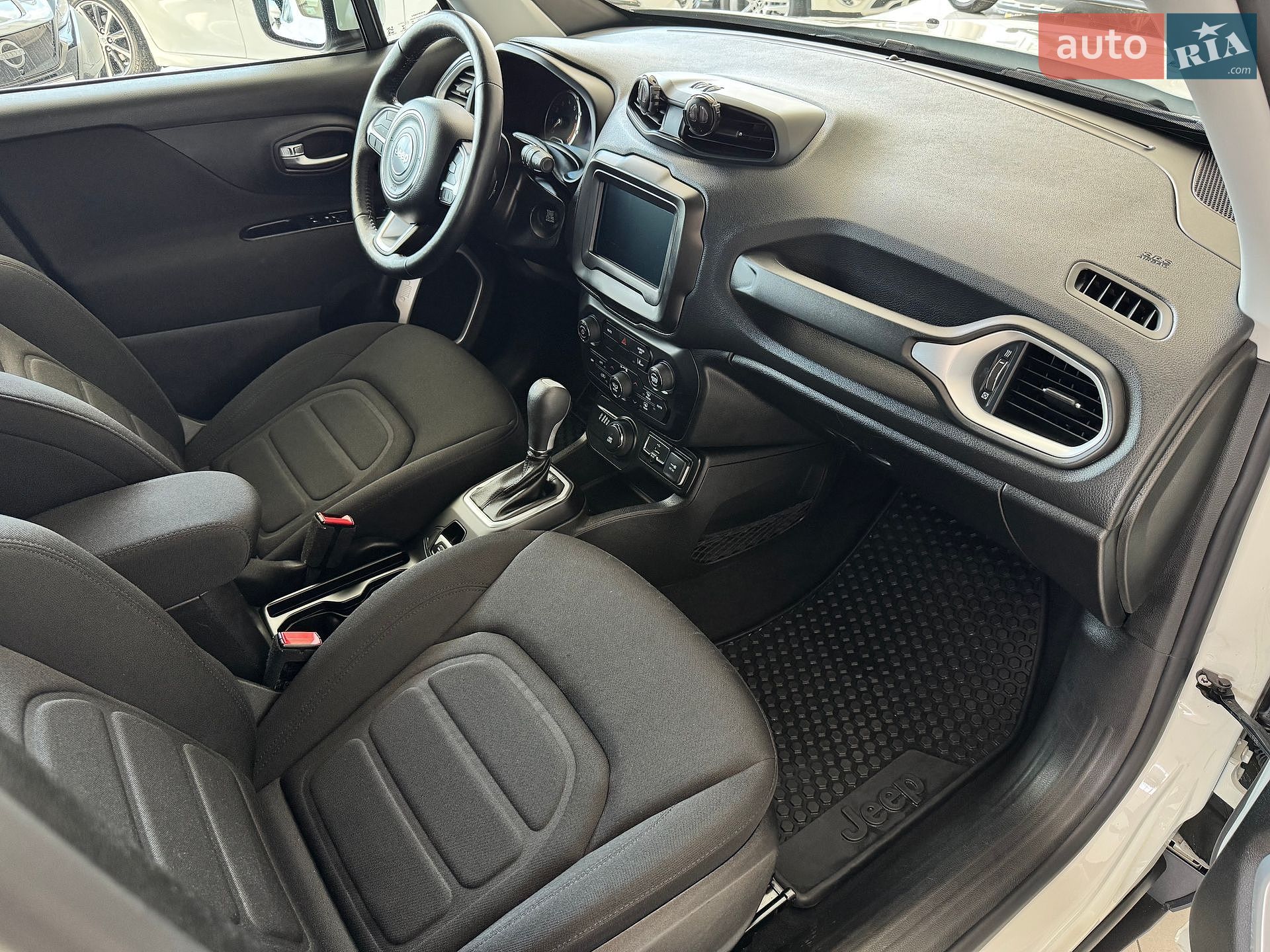 Jeep Renegade 2021 VIN ZACNJDBB4MPM59523 фото оголошення 10 з 21