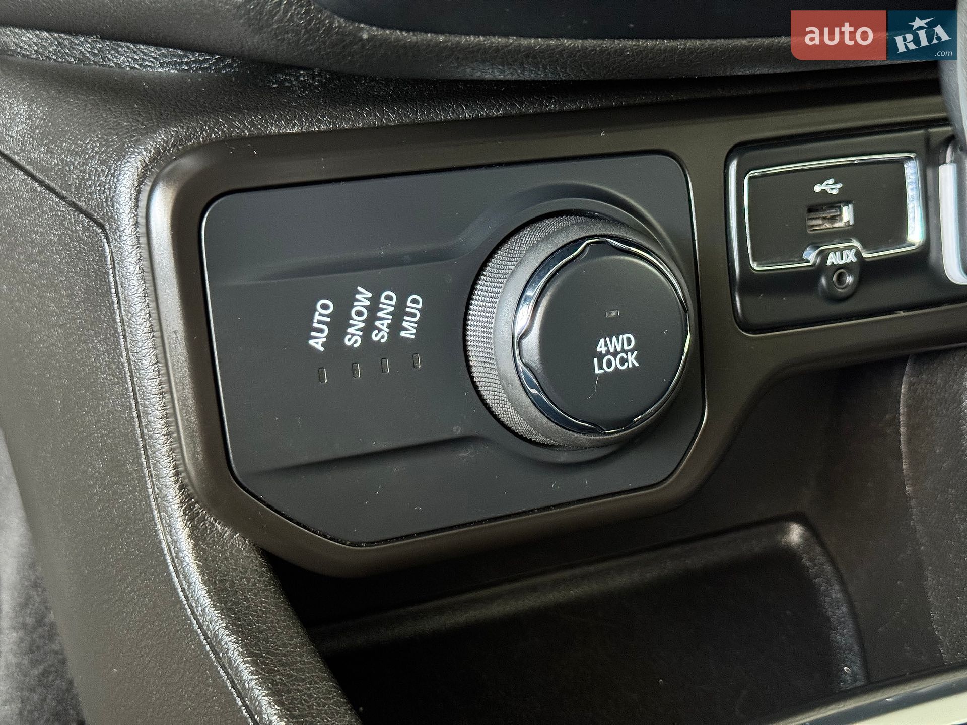 Jeep Renegade 2021 VIN ZACNJDBB4MPM59523 фото оголошення 16 з 21