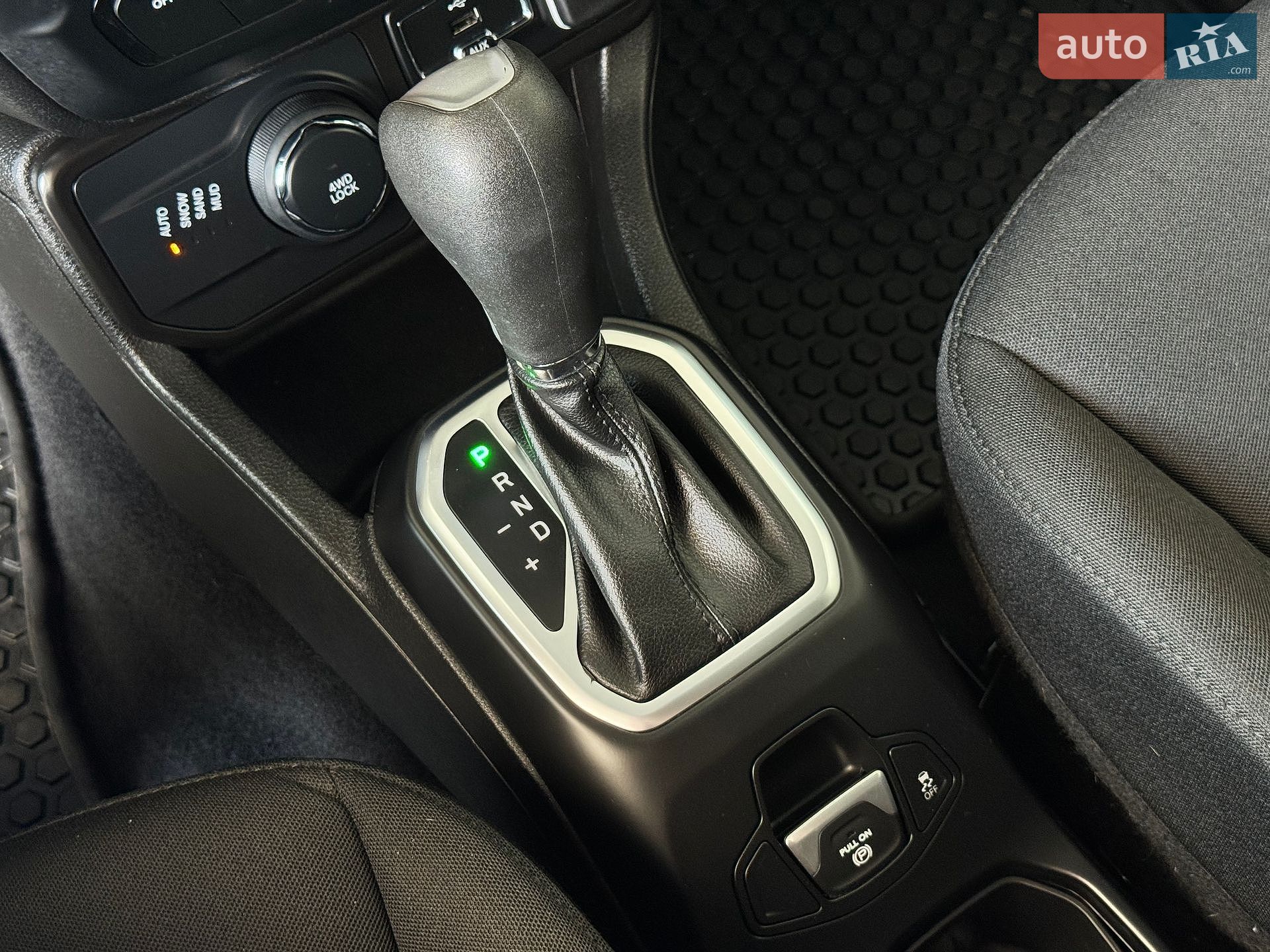 Jeep Renegade 2021 VIN ZACNJDBB4MPM59523 фото оголошення 20 з 21