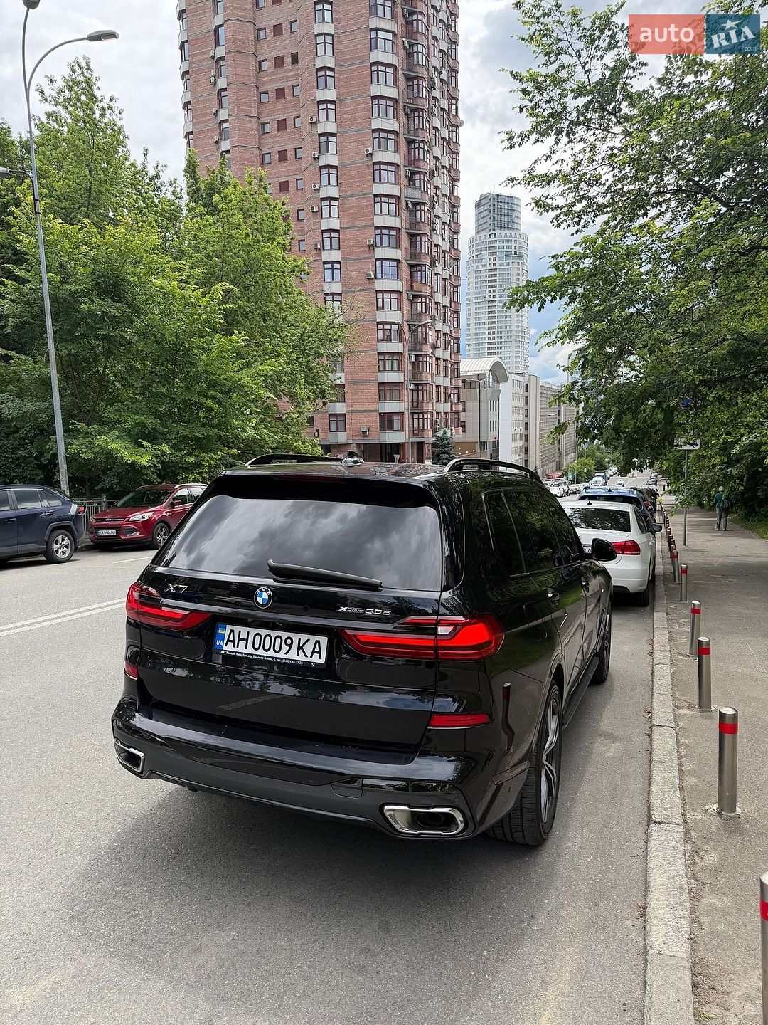 BMW X7 2020 VIN WBACW810509E23029 фото оголошення 3 з 13