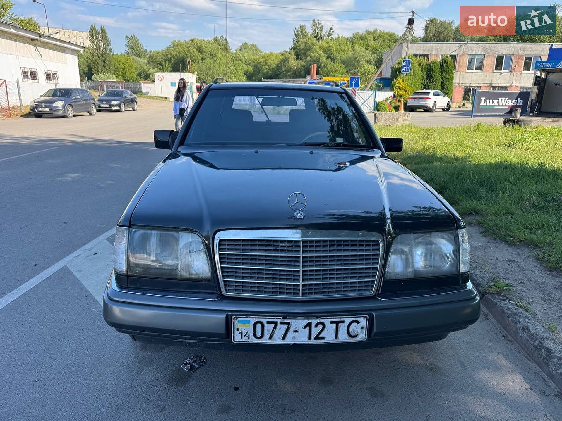Mercedes-Benz E-Class 1992 VIN WDB1240831F180897 фото оголошення 4 з 8