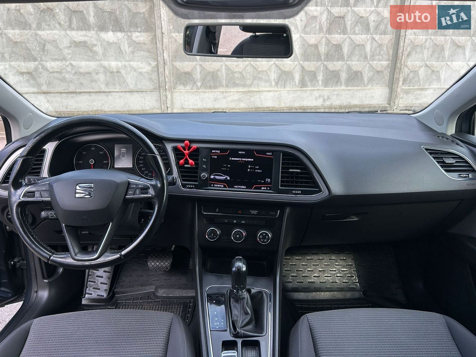 SEAT Leon 2019 VIN VSSZZZ5FZKR071234 фото оголошення 17 з 36
