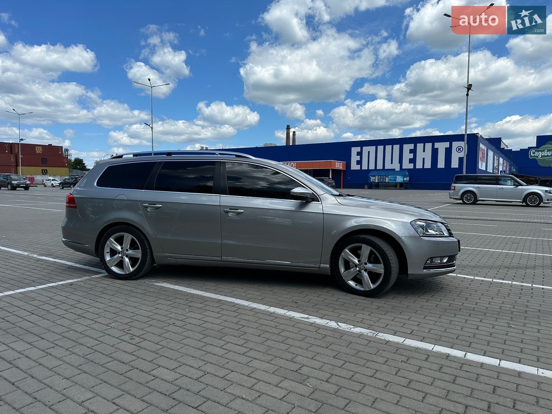 Volkswagen Passat 2014 VIN WVWZZZ3CZFE043709 фото оголошення 4 з 18