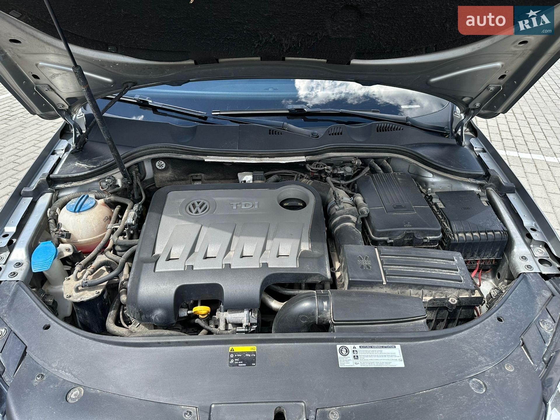 Volkswagen Passat 2014 VIN WVWZZZ3CZFE043709 фото оголошення 16 з 18