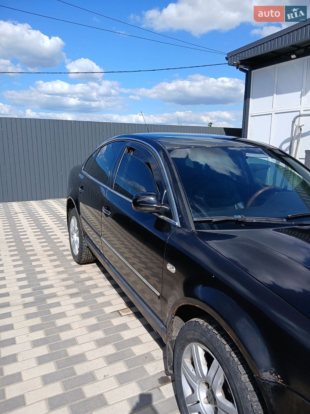 Volkswagen Passat 2002 VIN WVWZZZ3BZ2E424223 фото оголошення 2 з 15
