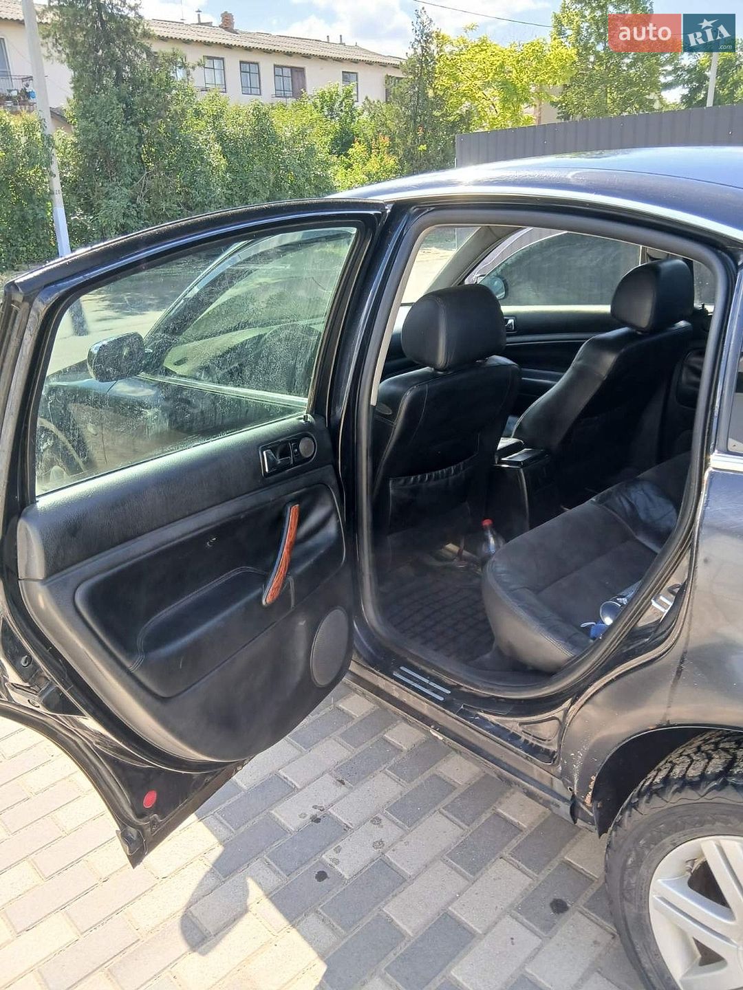 Volkswagen Passat 2002 VIN WVWZZZ3BZ2E424223 фото оголошення 10 з 15