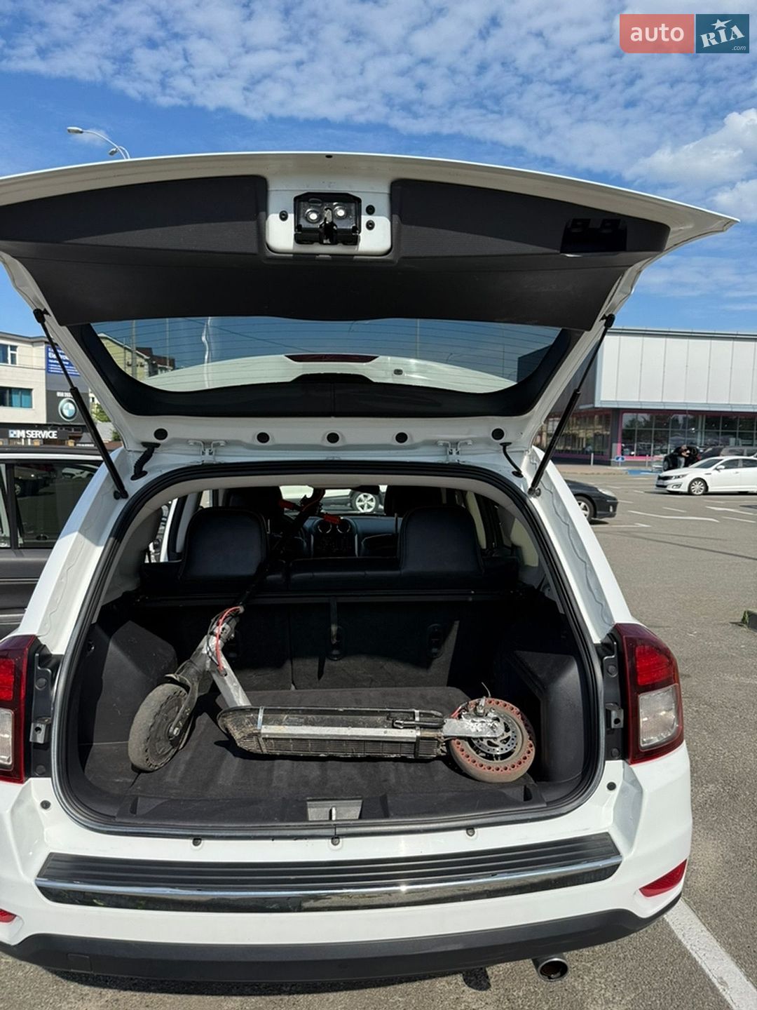 Jeep Compass 2016 VIN 1C4NJDEB0GD672079 фото оголошення 7 з 13