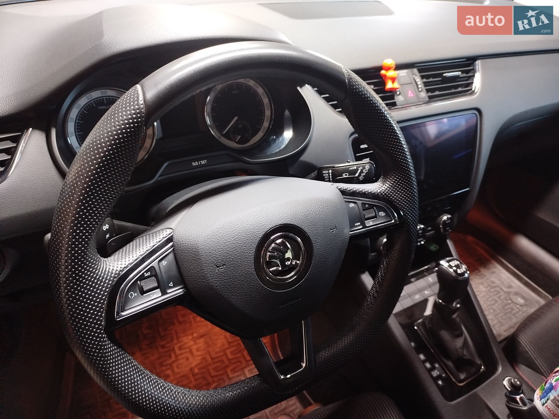 Skoda Octavia 2019 VIN TMBLK9NE5K0239434 фото оголошення 14 з 23
