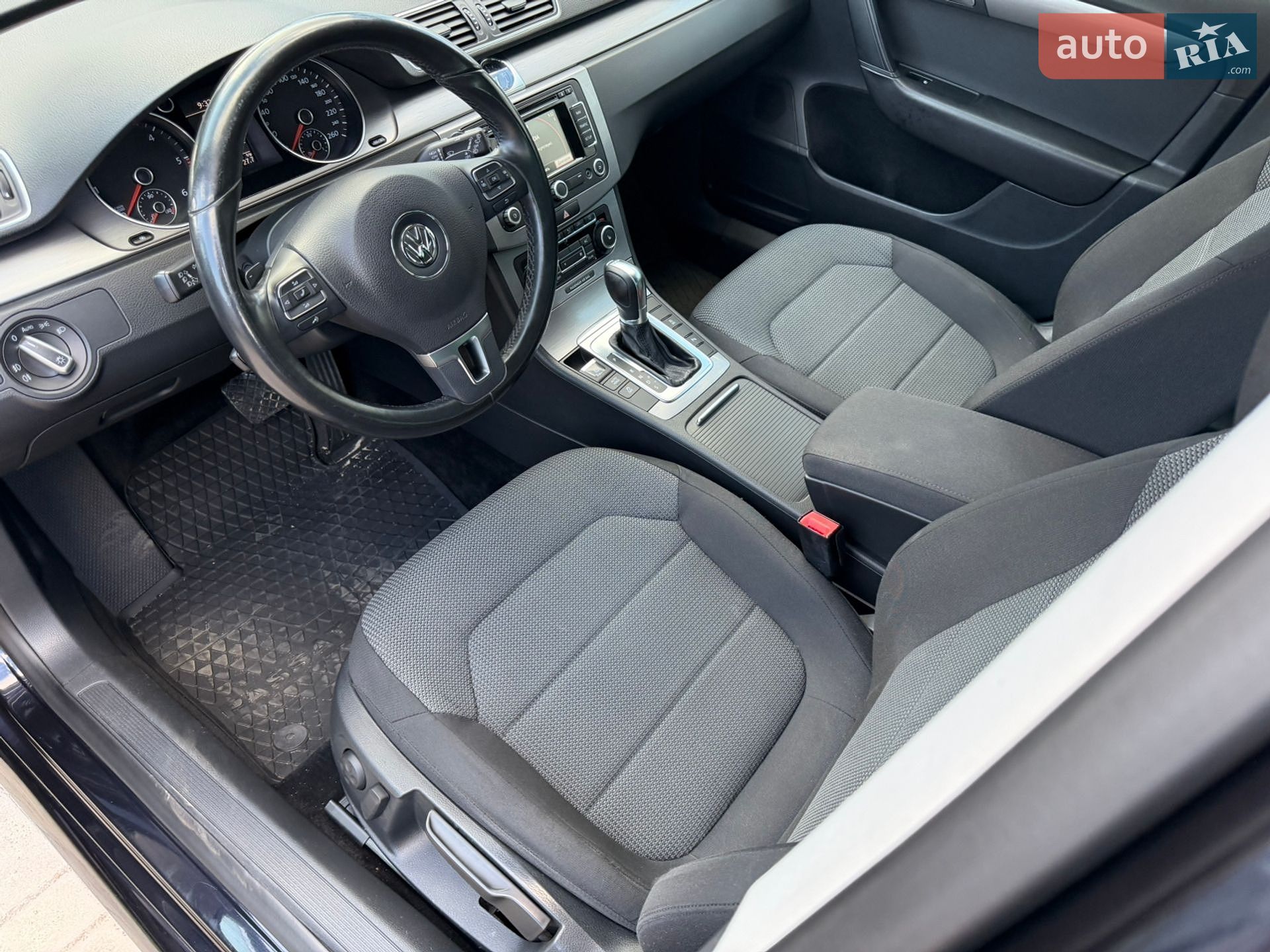 Volkswagen Passat 2011 VIN WVWZZZ3CZCE023167 фото оголошення 33 з 47