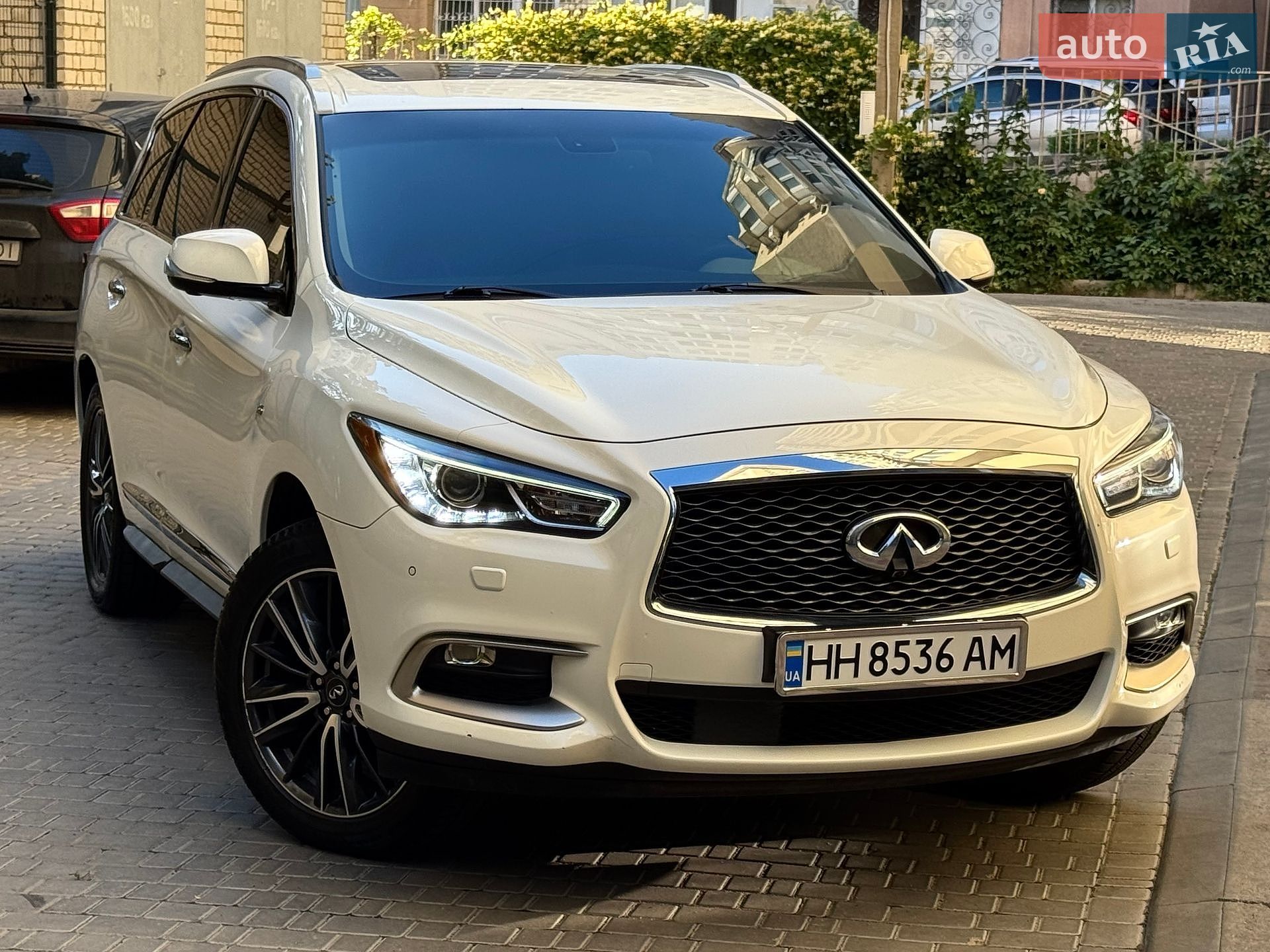 Infiniti QX60 2016 VIN 5N1AL0MM8GC527717 фото оголошення 5 з 27
