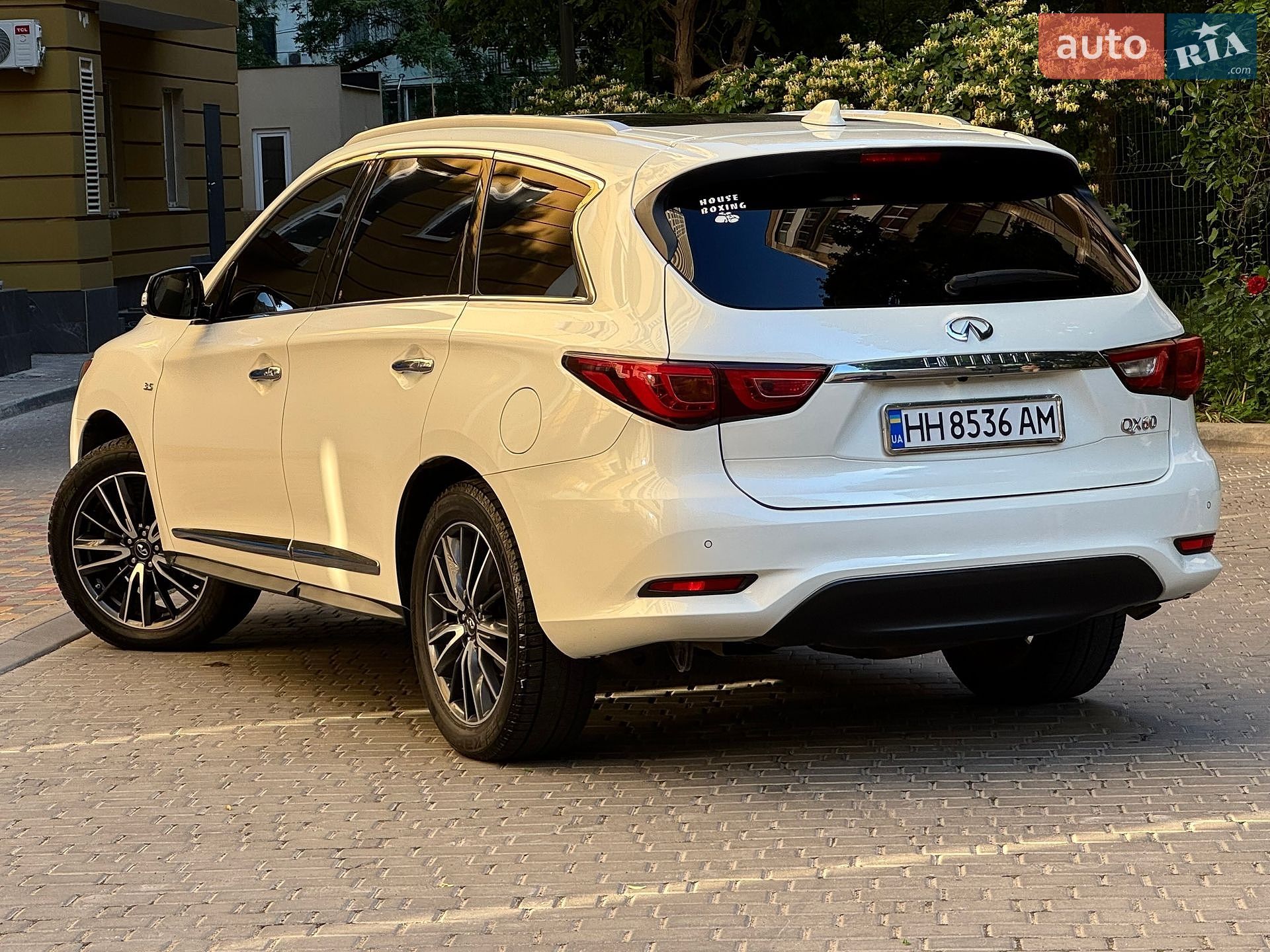 Infiniti QX60 2016 VIN 5N1AL0MM8GC527717 фото оголошення 9 з 27