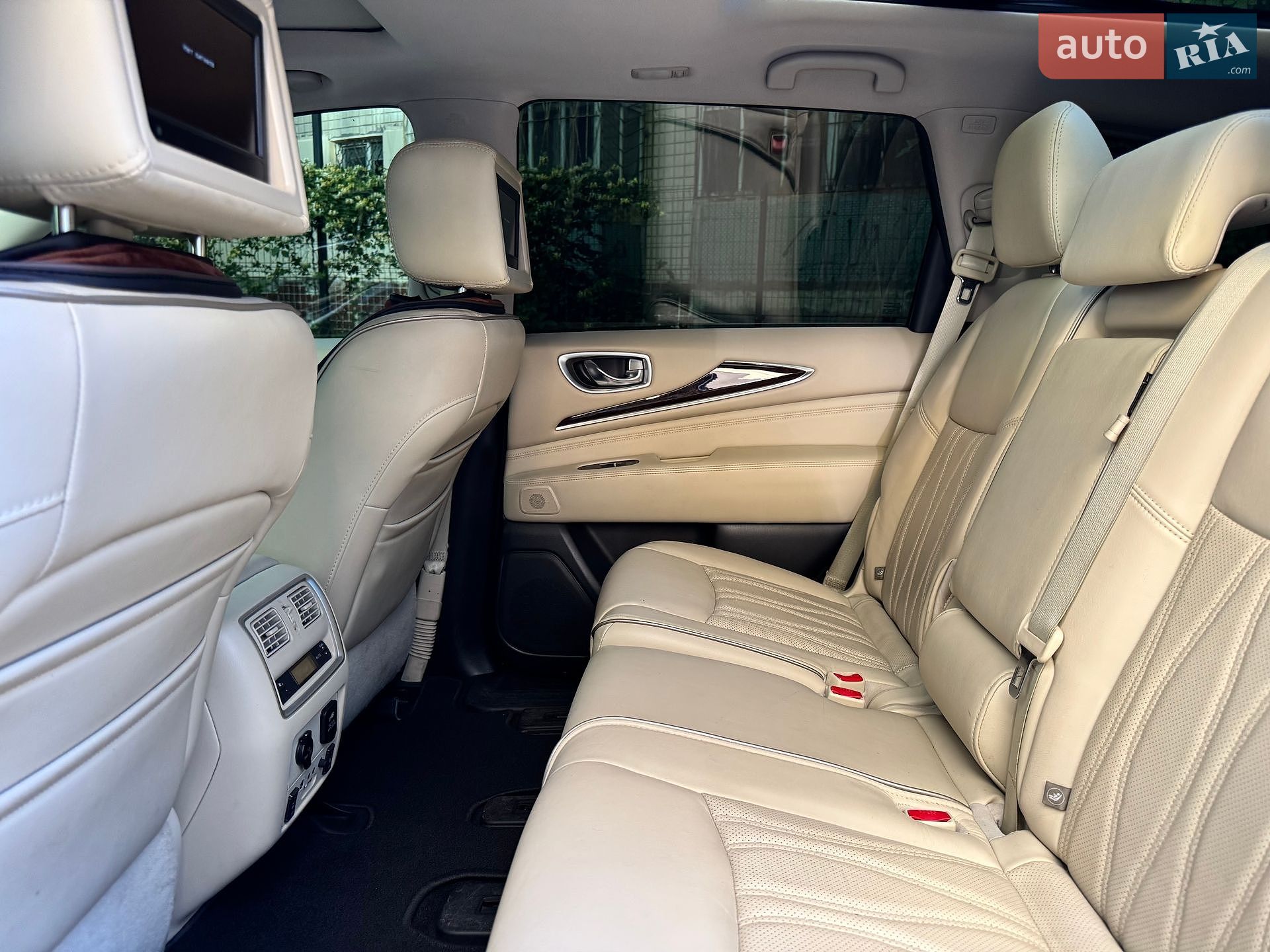 Infiniti QX60 2016 VIN 5N1AL0MM8GC527717 фото оголошення 16 з 27
