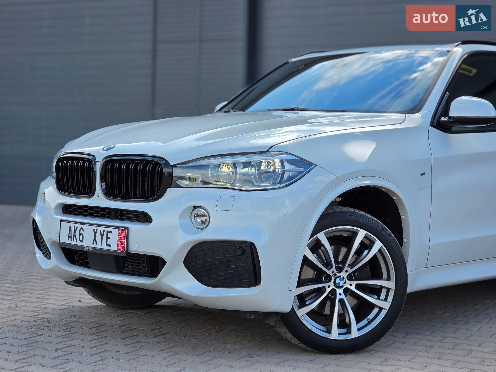 BMW X5 2017 VIN WBAKS610600N68965 фото оголошення 3 з 59