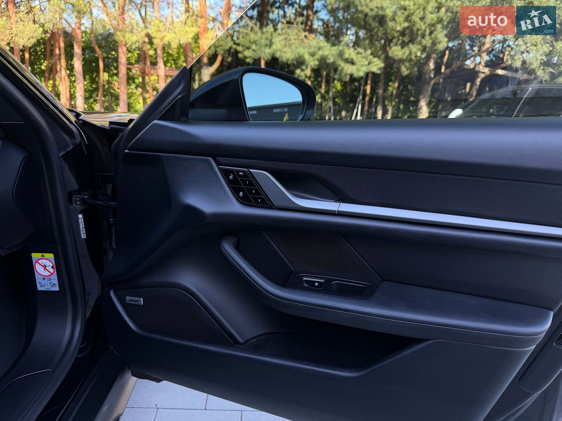 Porsche Taycan Cross Turismo 2021 VIN WP0ZZZY1ZMSA67846 фото оголошення 18 з 44