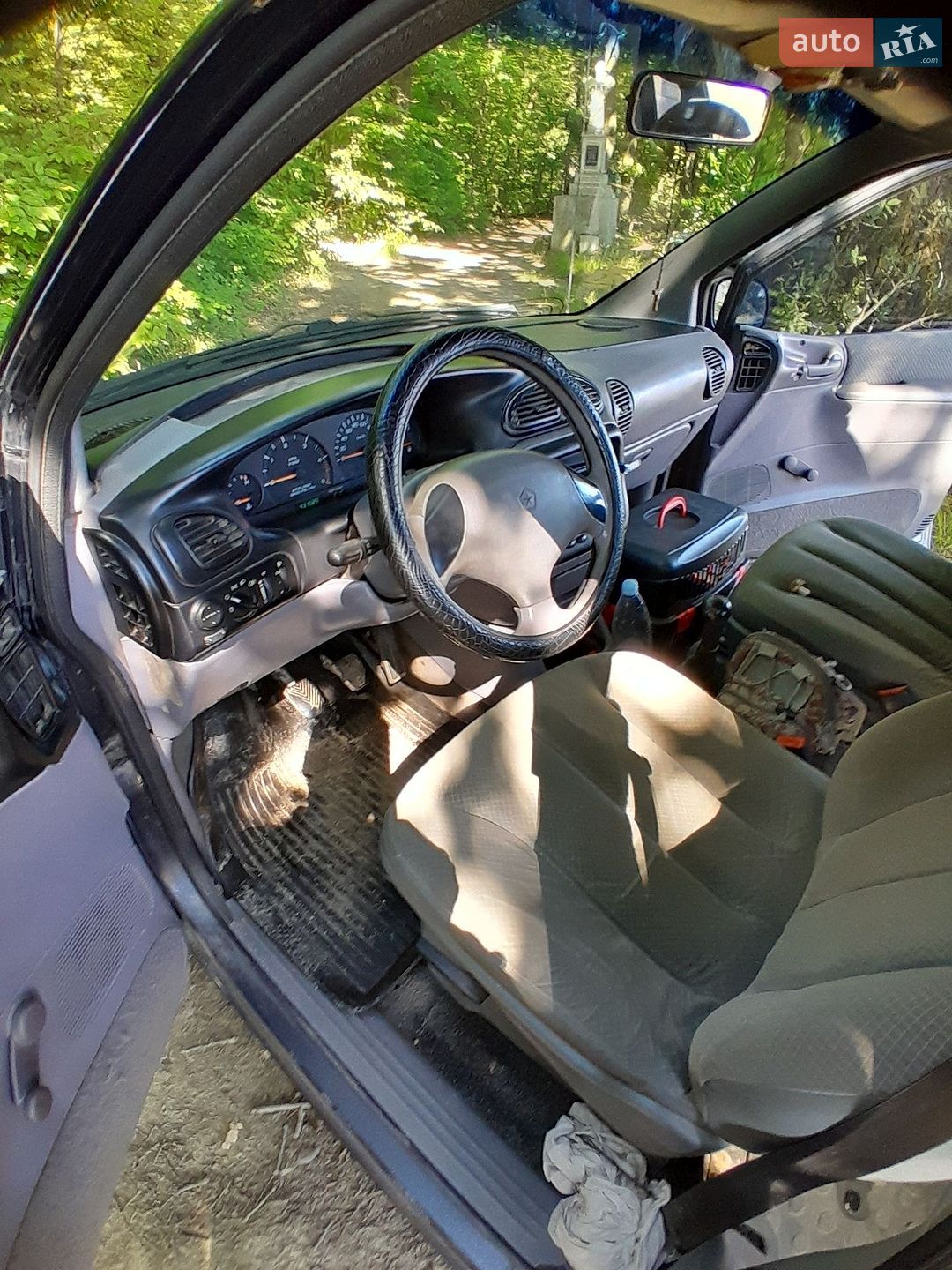 Dodge Caravan 2000 VIN 1C4GYN7M3YU522882 фото оголошення 12 з 24