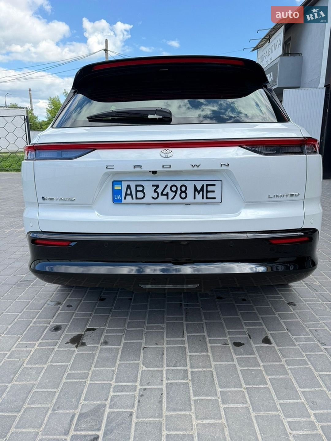 Toyota Crown 2025 VIN JTDACAAJ5S3022909 фото оголошення 8 з 28