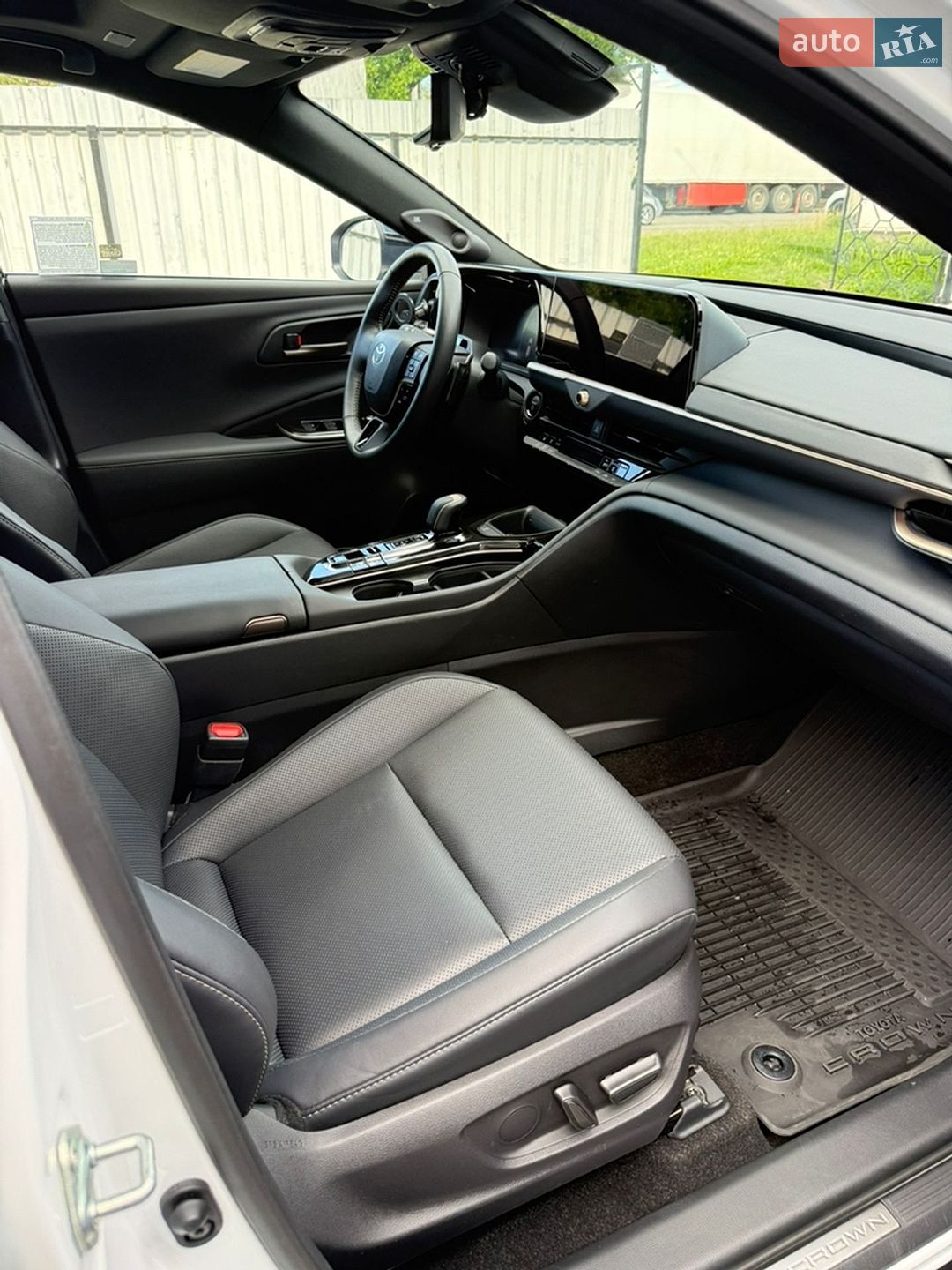 Toyota Crown 2025 VIN JTDACAAJ5S3022909 фото оголошення 25 з 28