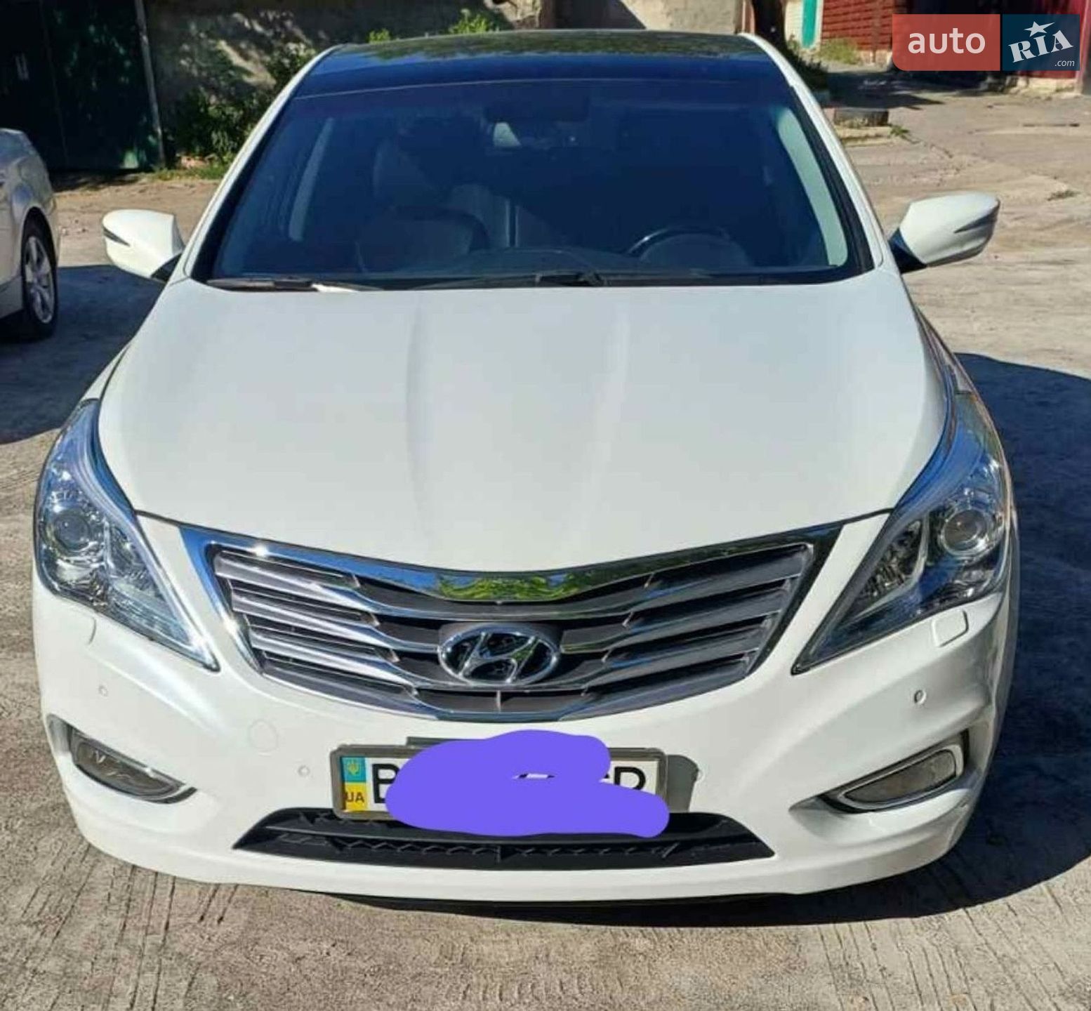 Hyundai Azera 2011 VIN KMHFH41HBCA046597 фото оголошення 4 з 5