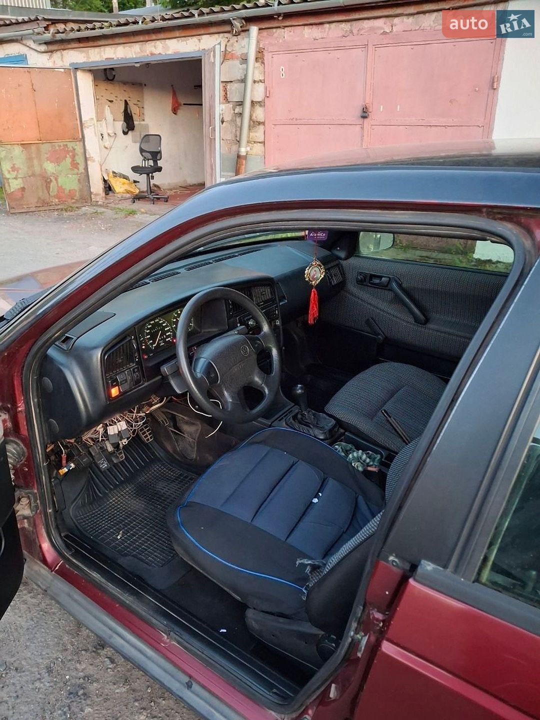 Volkswagen Passat 1990 VIN WVWZZZ31ZLB047305 фото оголошення 3 з 14