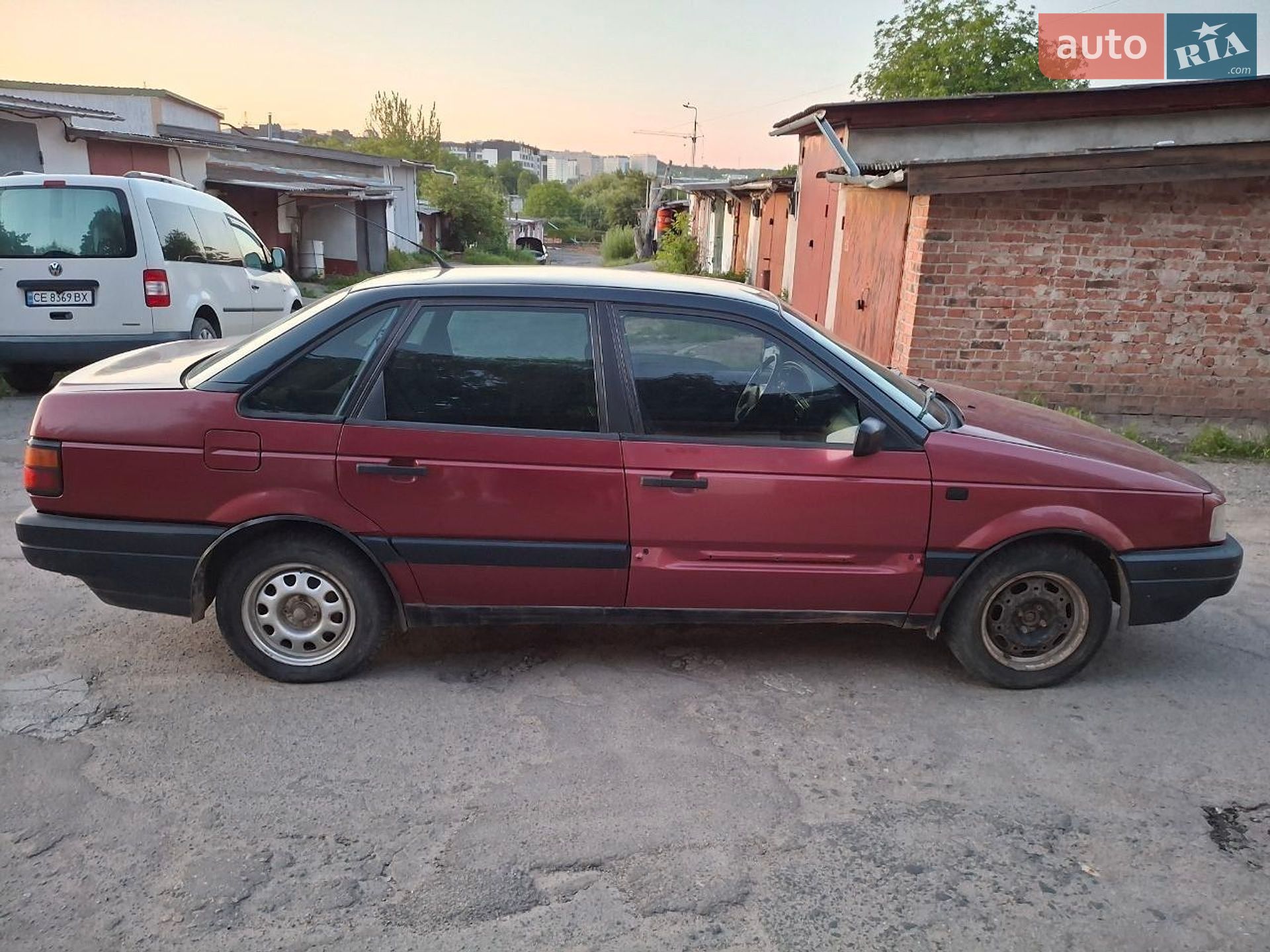 Volkswagen Passat 1990 VIN WVWZZZ31ZLB047305 фото оголошення 7 з 14