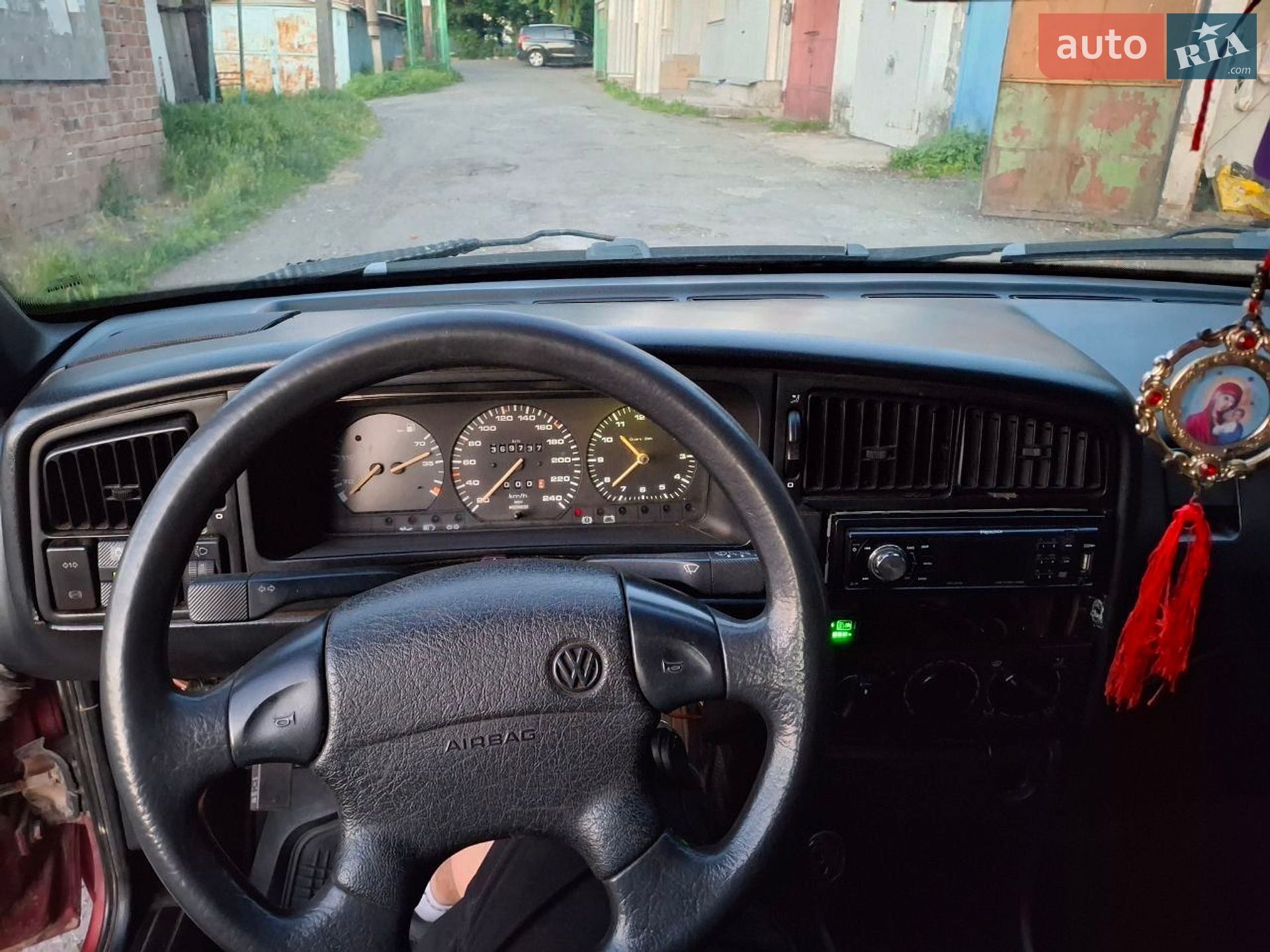 Volkswagen Passat 1990 VIN WVWZZZ31ZLB047305 фото оголошення 14 з 14