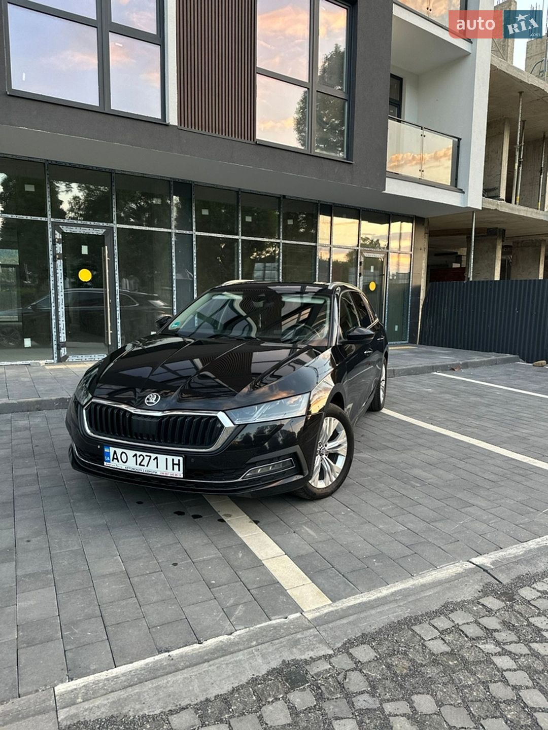 Skoda Octavia 2021 VIN TMBJJ7NX0MY193192 фото оголошення 3 з 38