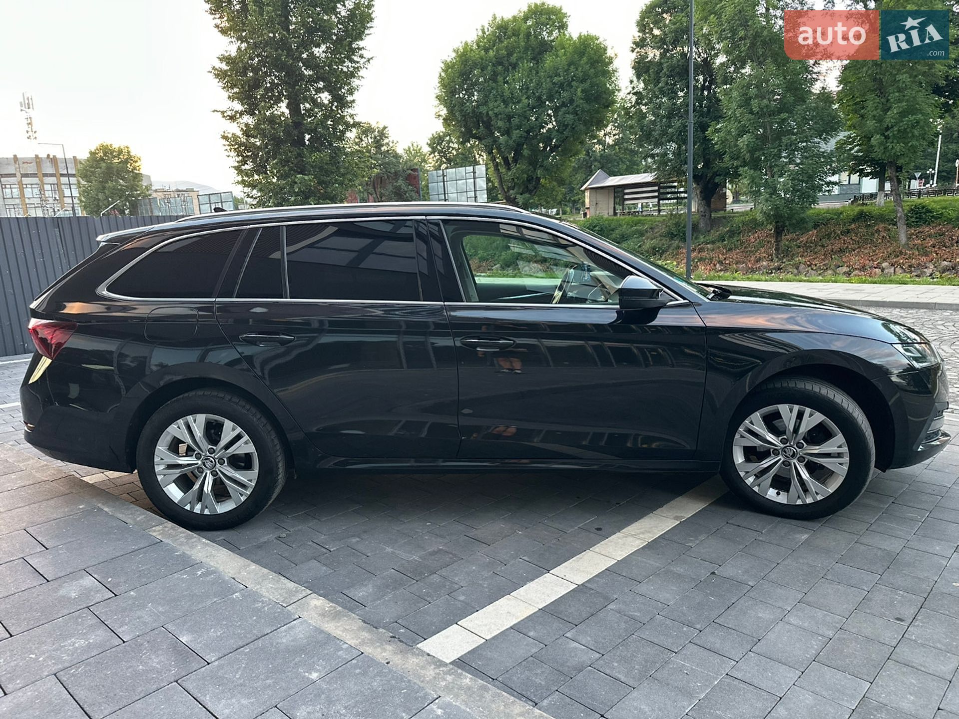 Skoda Octavia 2021 VIN TMBJJ7NX0MY193192 фото оголошення 13 з 38