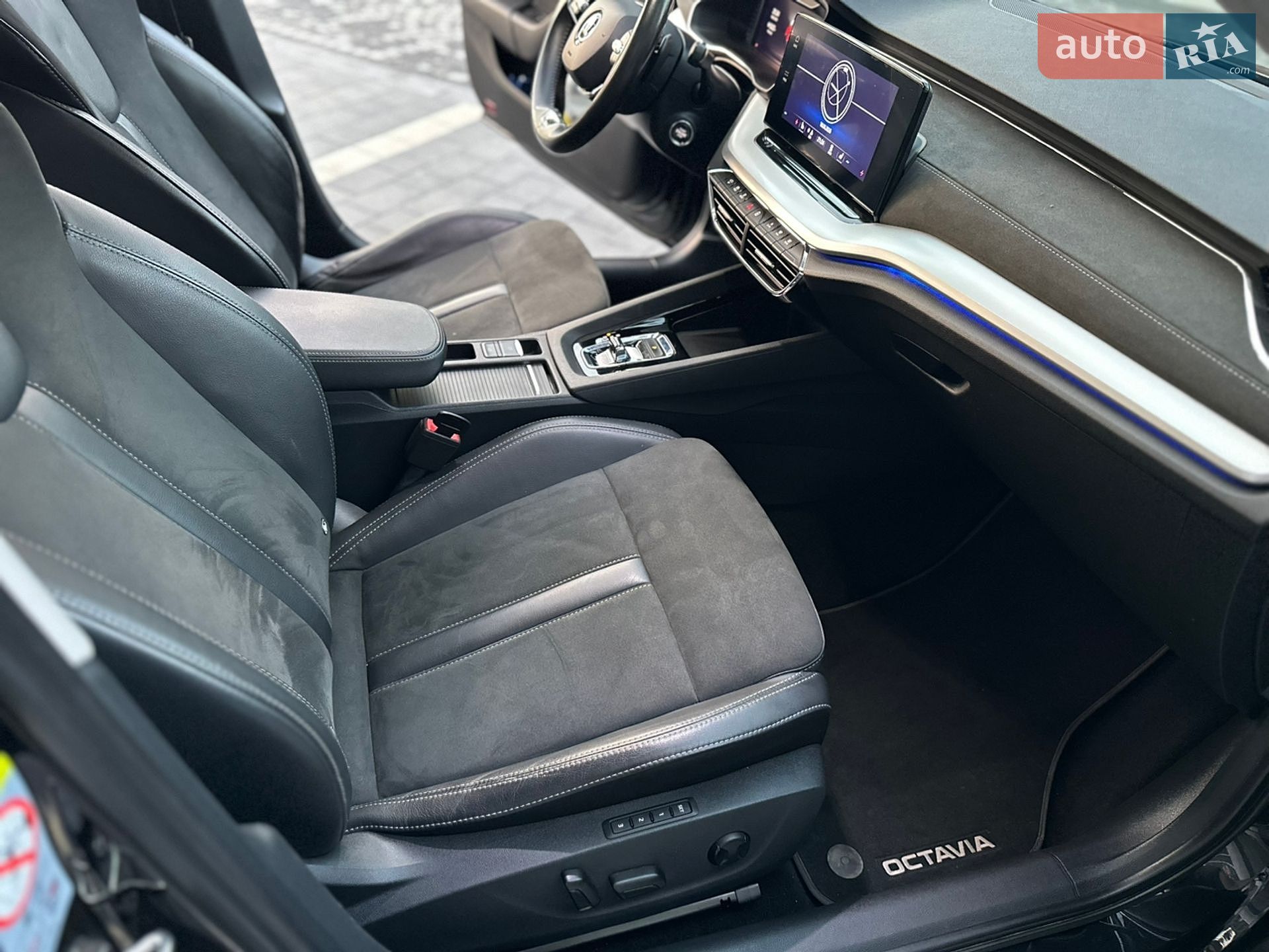 Skoda Octavia 2021 VIN TMBJJ7NX0MY193192 фото оголошення 21 з 38