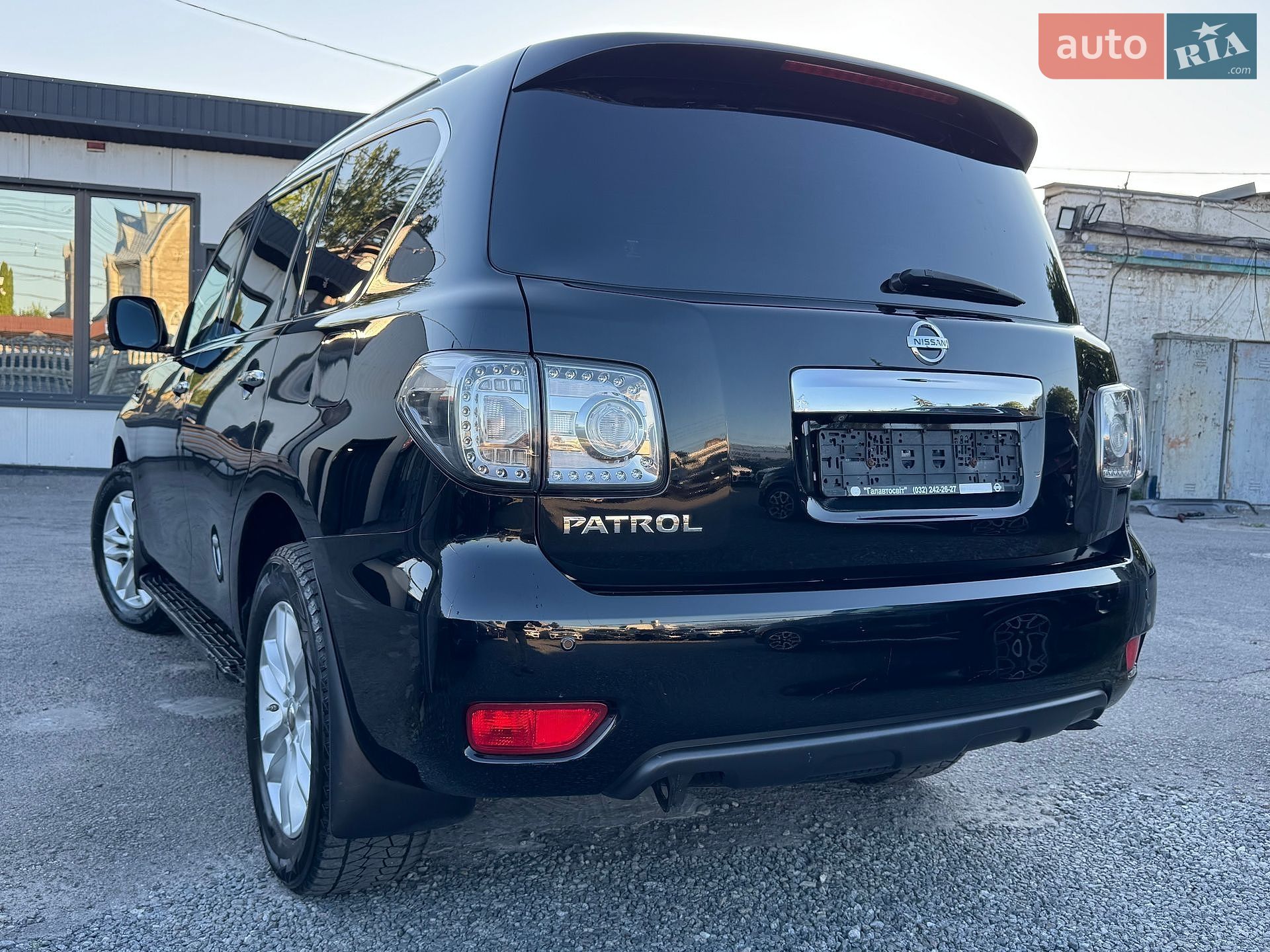 Nissan Patrol 2011 VIN JN1TANY62U0002306 фото оголошення 10 з 166