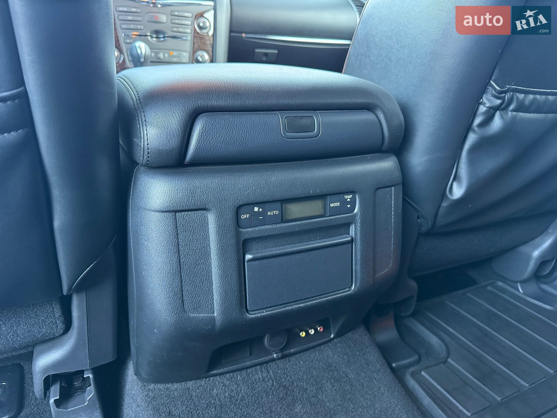 Nissan Patrol 2011 VIN JN1TANY62U0002306 фото оголошення 59 з 166