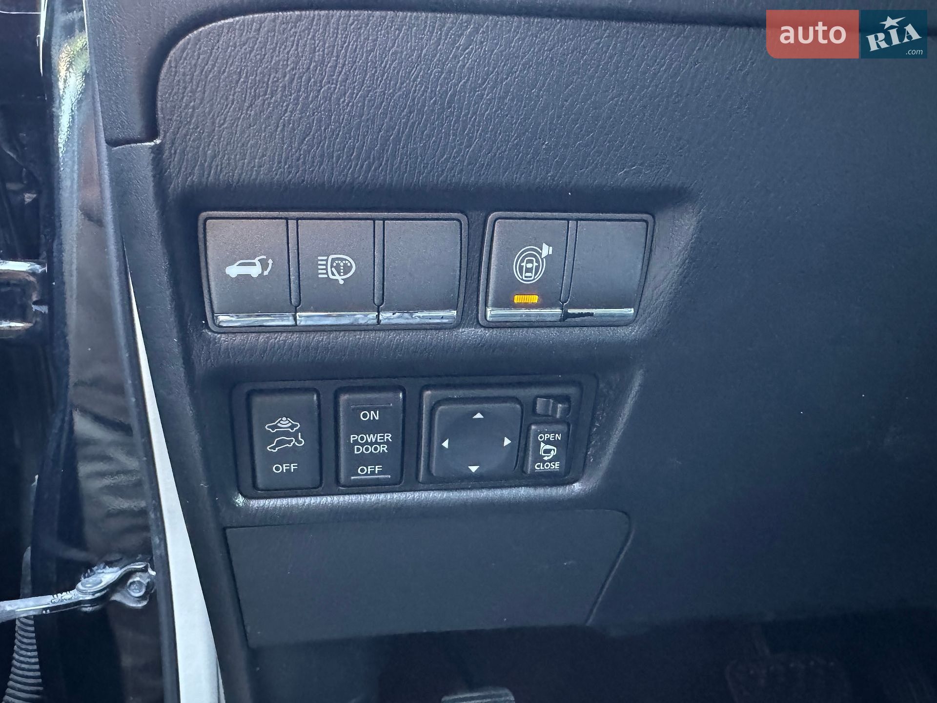Nissan Patrol 2011 VIN JN1TANY62U0002306 фото оголошення 159 з 166