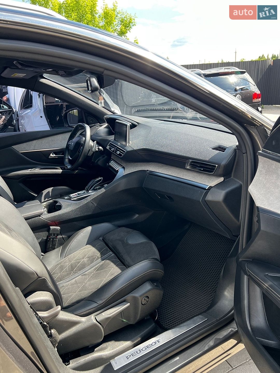 Peugeot 3008 2017 VIN VF3MJAHWWJS041012 фото оголошення 30 з 50