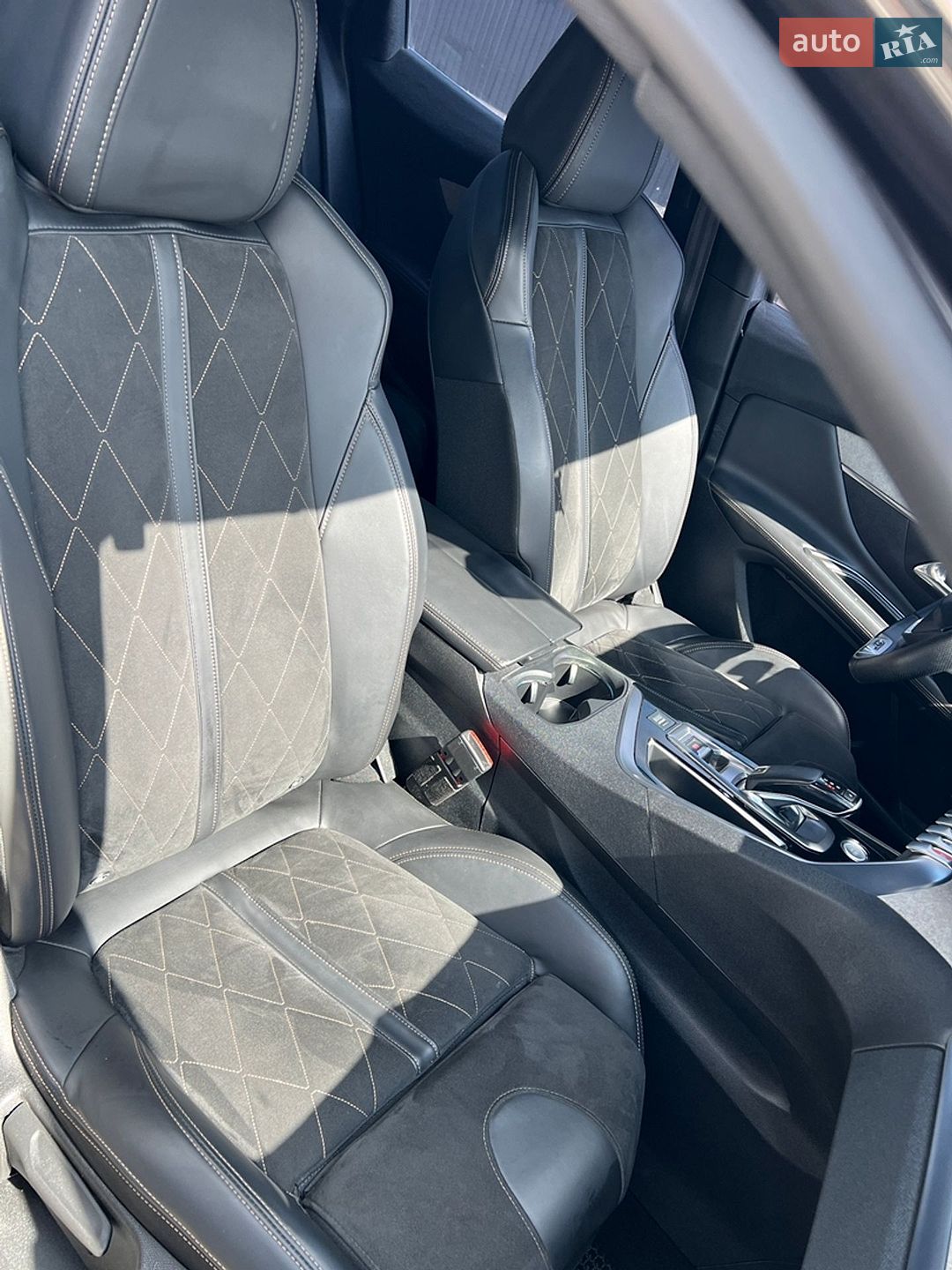 Peugeot 3008 2017 VIN VF3MJAHWWJS041012 фото оголошення 31 з 50