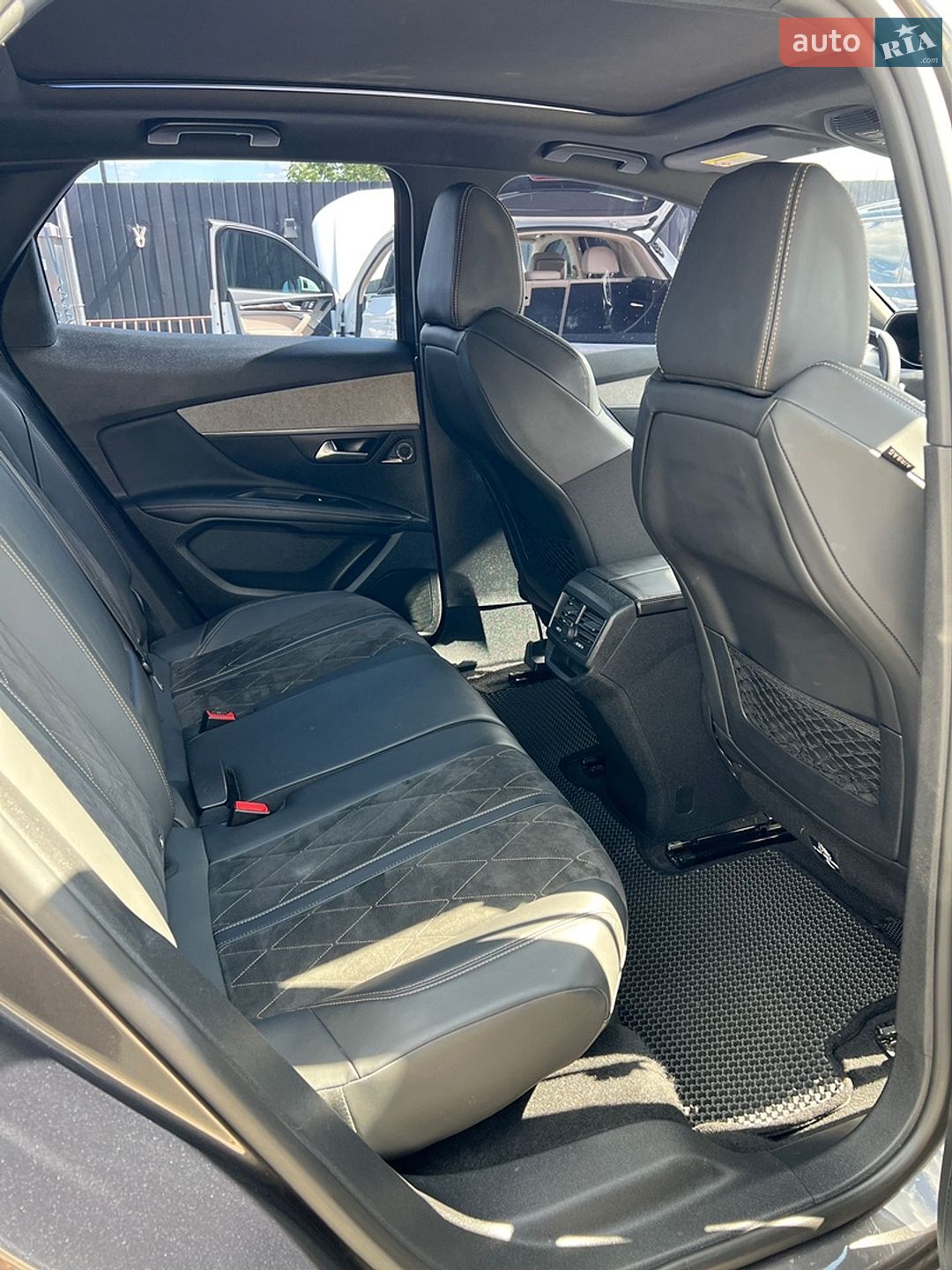 Peugeot 3008 2017 VIN VF3MJAHWWJS041012 фото оголошення 34 з 50