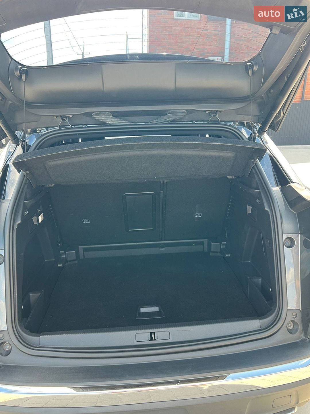 Peugeot 3008 2017 VIN VF3MJAHWWJS041012 фото оголошення 41 з 50
