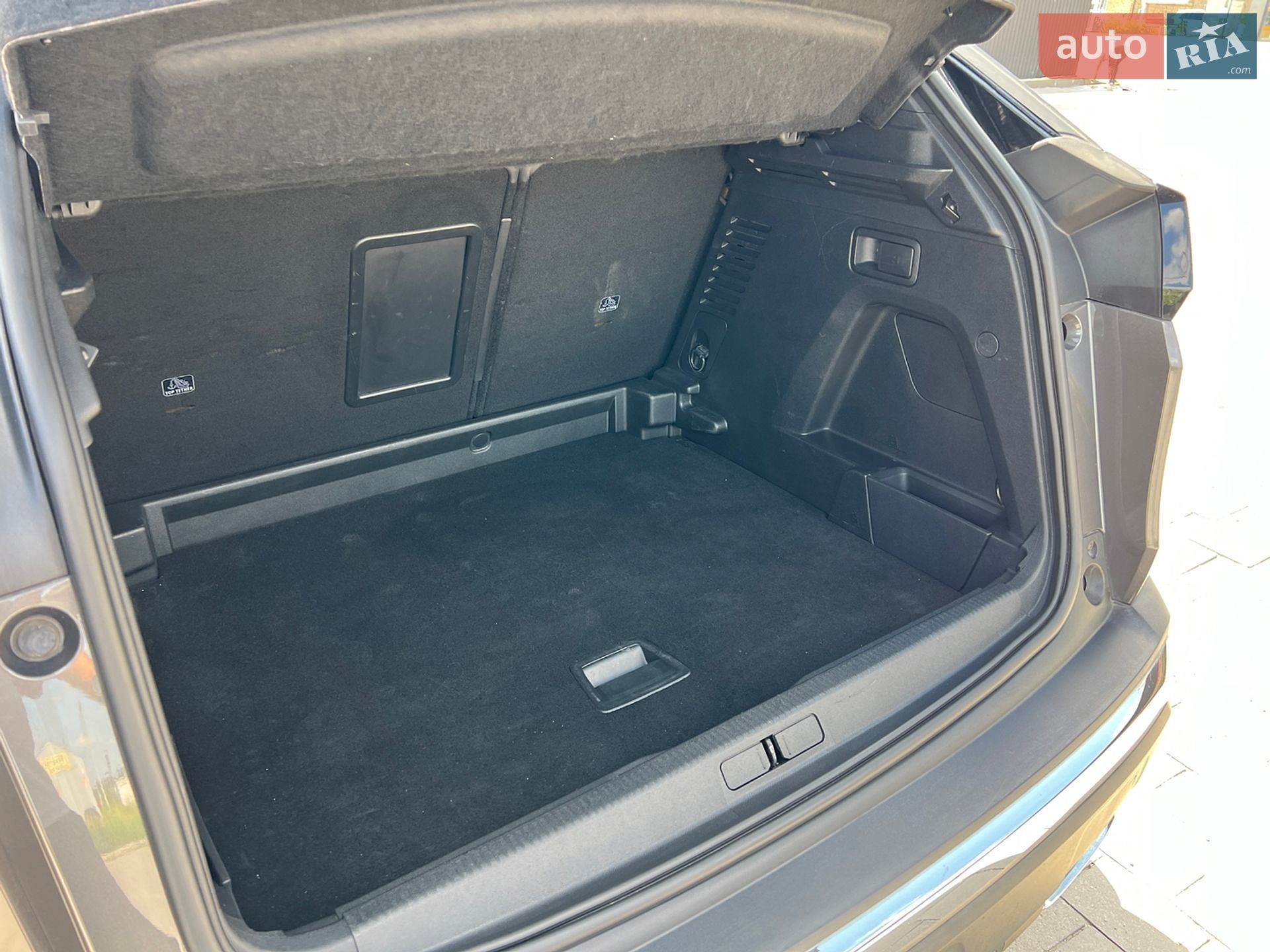 Peugeot 3008 2017 VIN VF3MJAHWWJS041012 фото оголошення 43 з 50