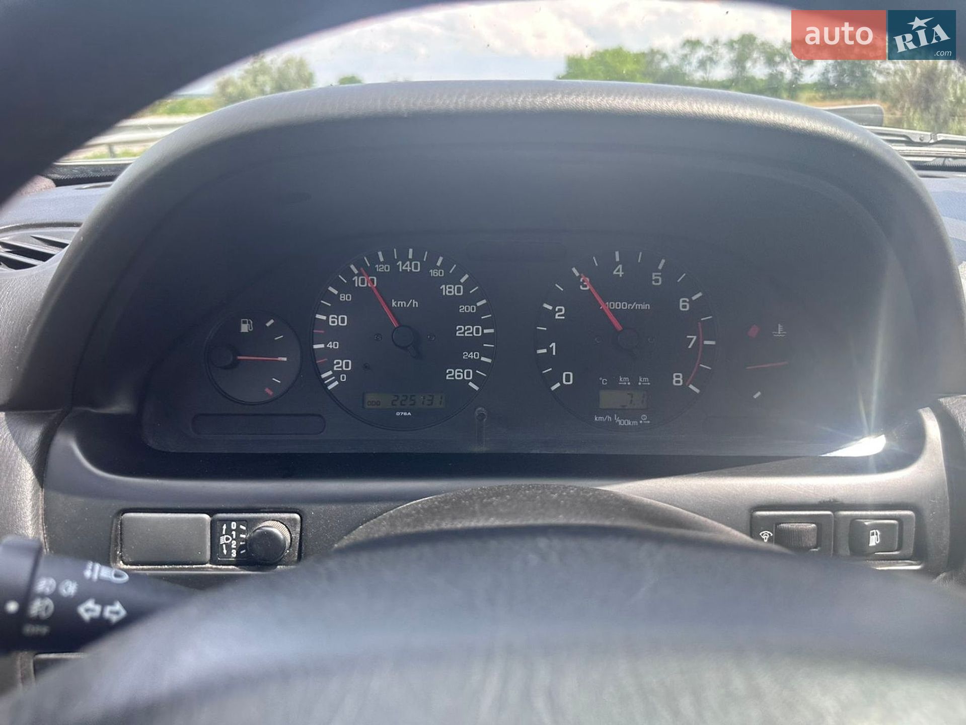 Nissan Maxima 1999 VIN JN1CAUA32U0071652 фото оголошення 13 з 15