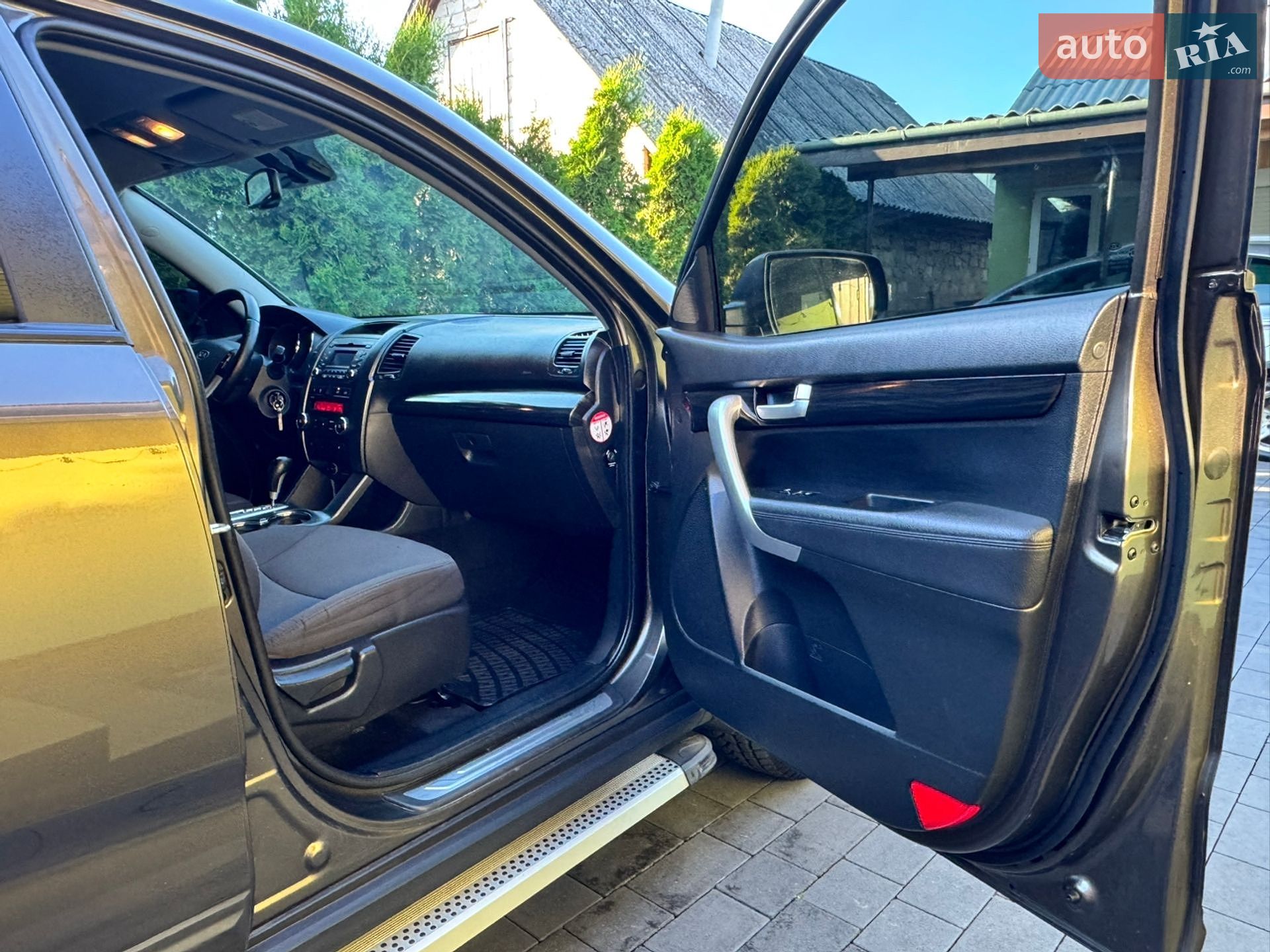 Kia Sorento 2011 VIN KNAKU814DB5129034 фото оголошення 28 з 32
