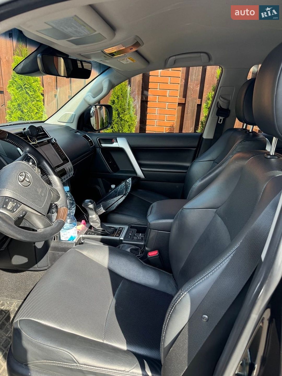Toyota Land Cruiser Prado 2020 VIN JTEBU3FJ90K187043 фото оголошення 2 з 6