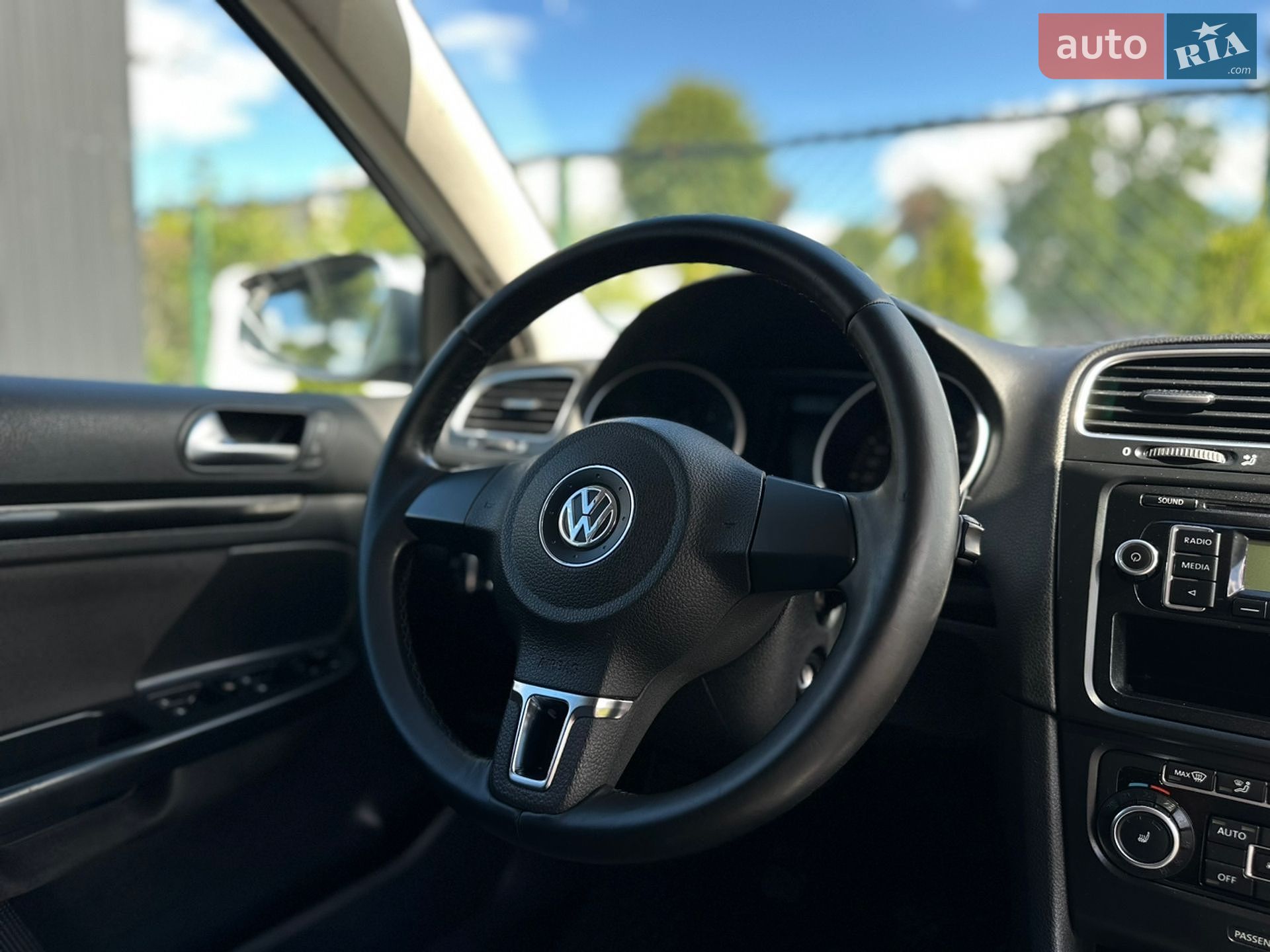 Volkswagen Golf 2009 VIN WVWZZZ1KZAM613103 фото оголошення 53 з 56
