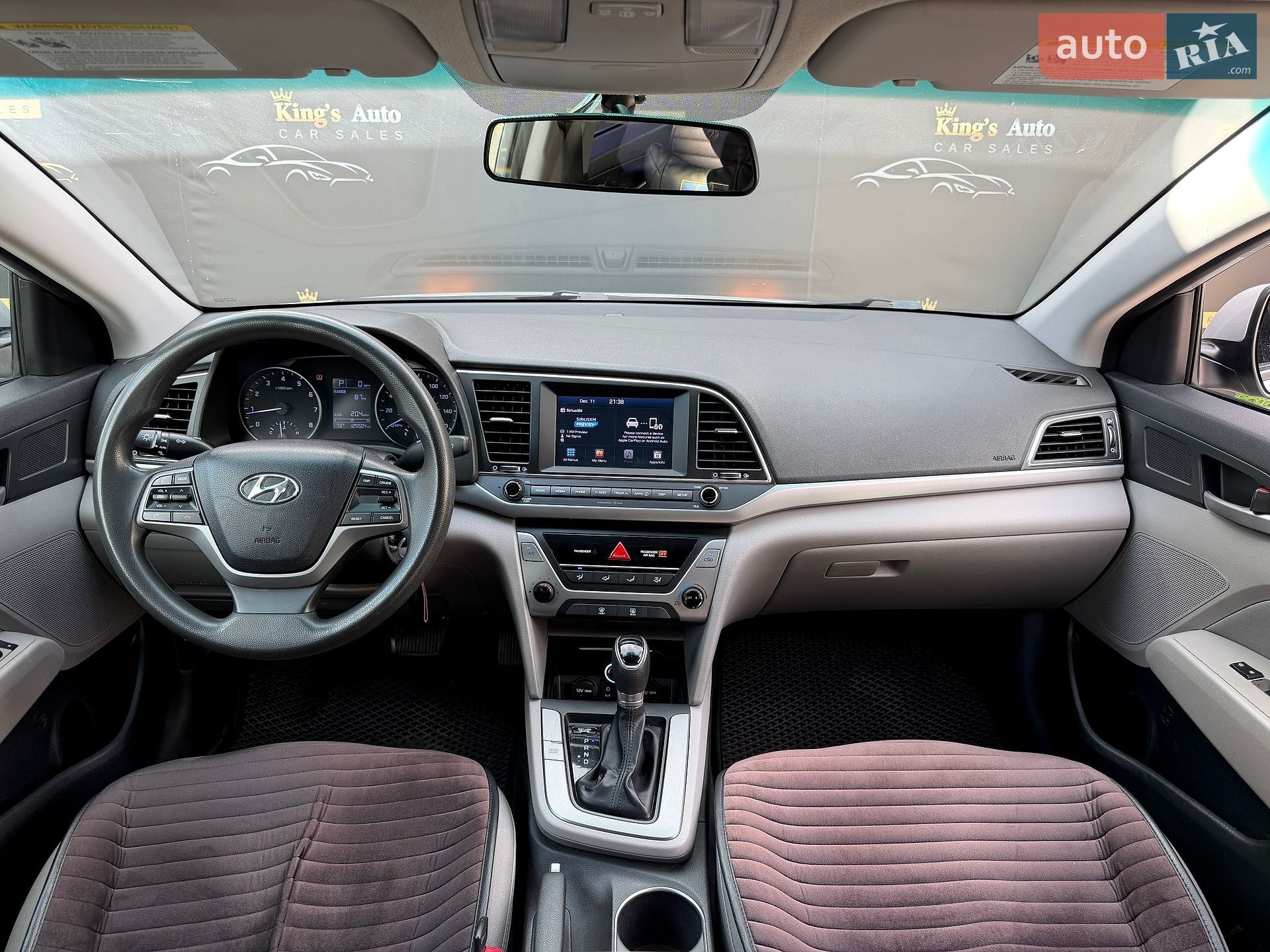 Hyundai Elantra 2017 VIN 5NPD84LF8HH186094 фото оголошення 12 з 24