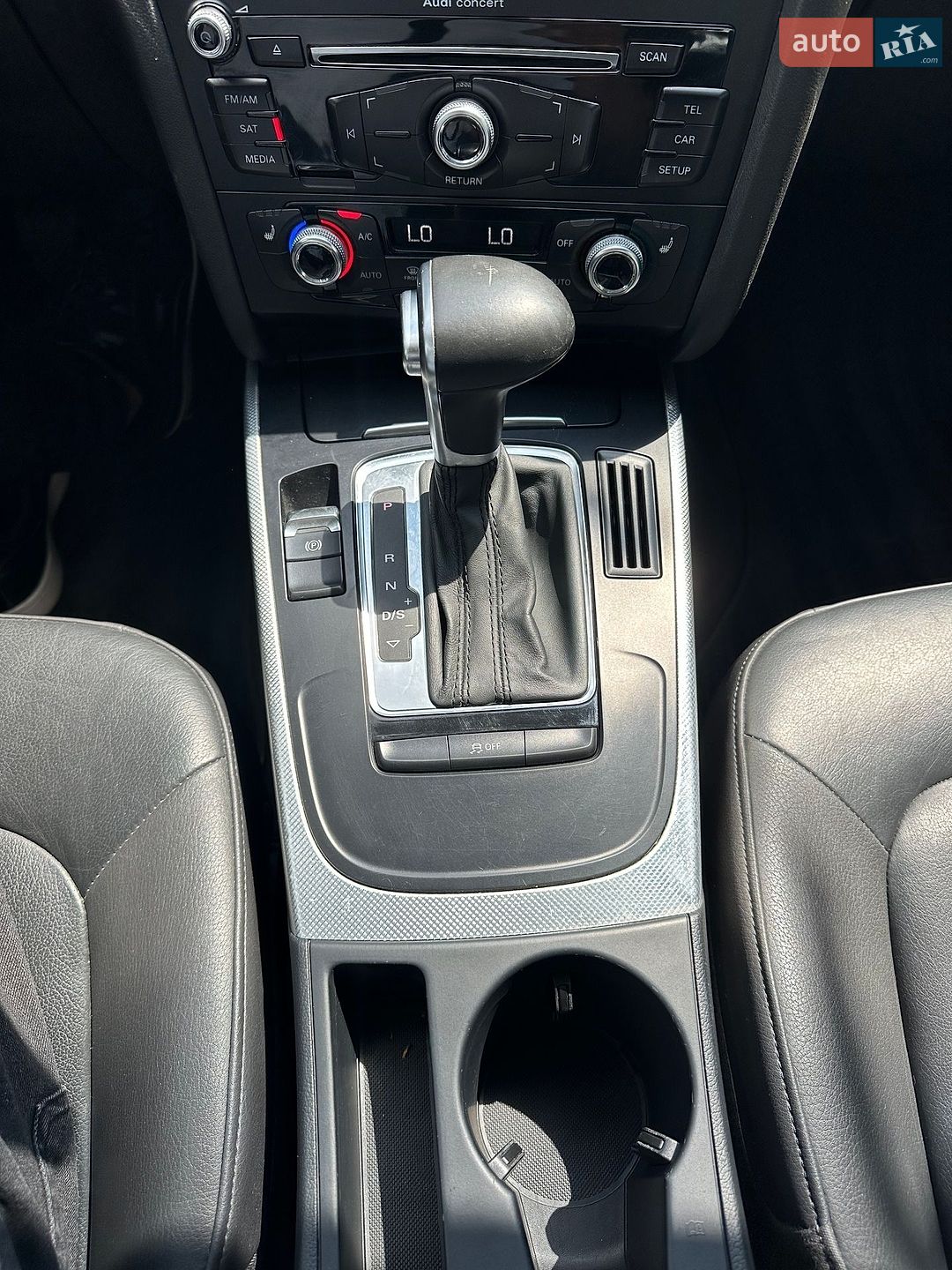 Audi A4 2014 VIN WAUBFAFL3FN023313 фото оголошення 4 з 16